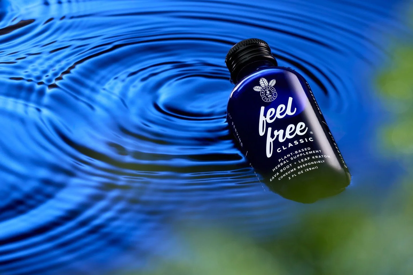 New work for FeelFree.⁠
⁠
Art Direction: Jon and Rachael⁠
Prop &amp; Set Design: Real Fake Rooms ⁠
Digital: Royal Capture⁠
1st AC: Alexander Falk⁠
Post: Brian Bird⁠
Equipement: @dgripsupply⁠
Studio: Davis Pictures Inc