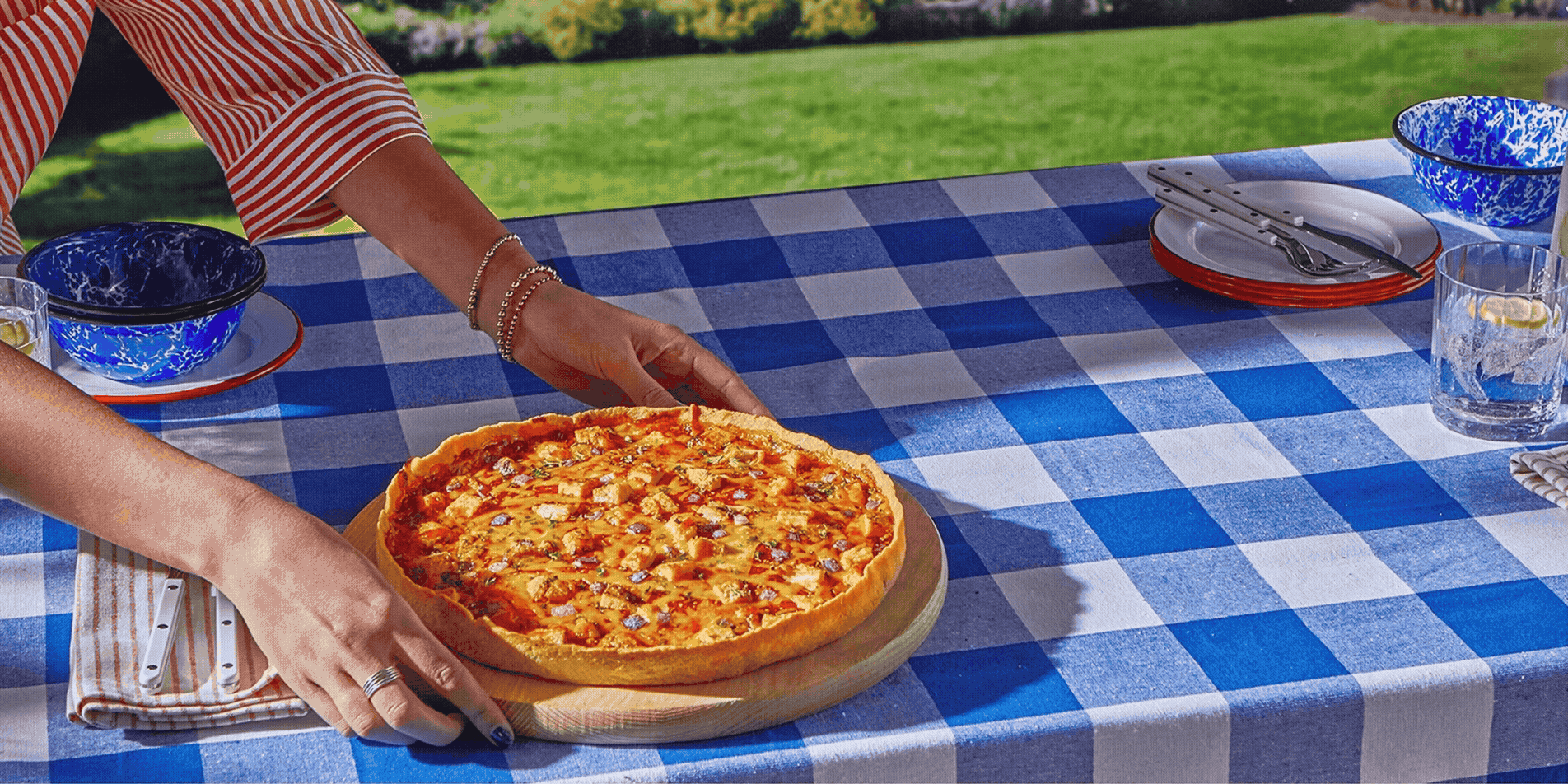 LOU MALNATI'S BBQ CHICKEN PIZZA