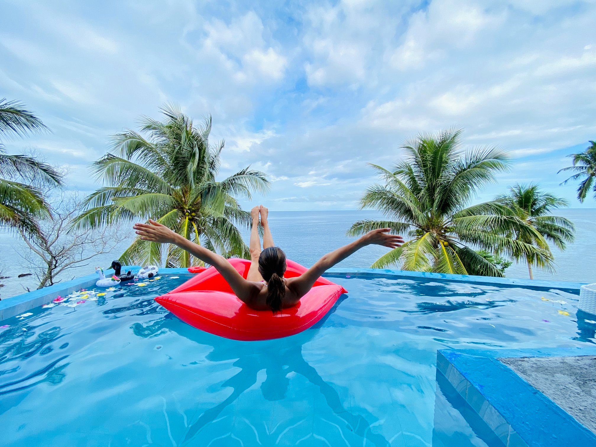 Planning a getaway? Book early to secure the best rates and enjoy the full Bintana sa Paraiso experience. Your slice of paradise awaits!

#BookEarly #BintanaSaParaiso #BeachfrontEscape