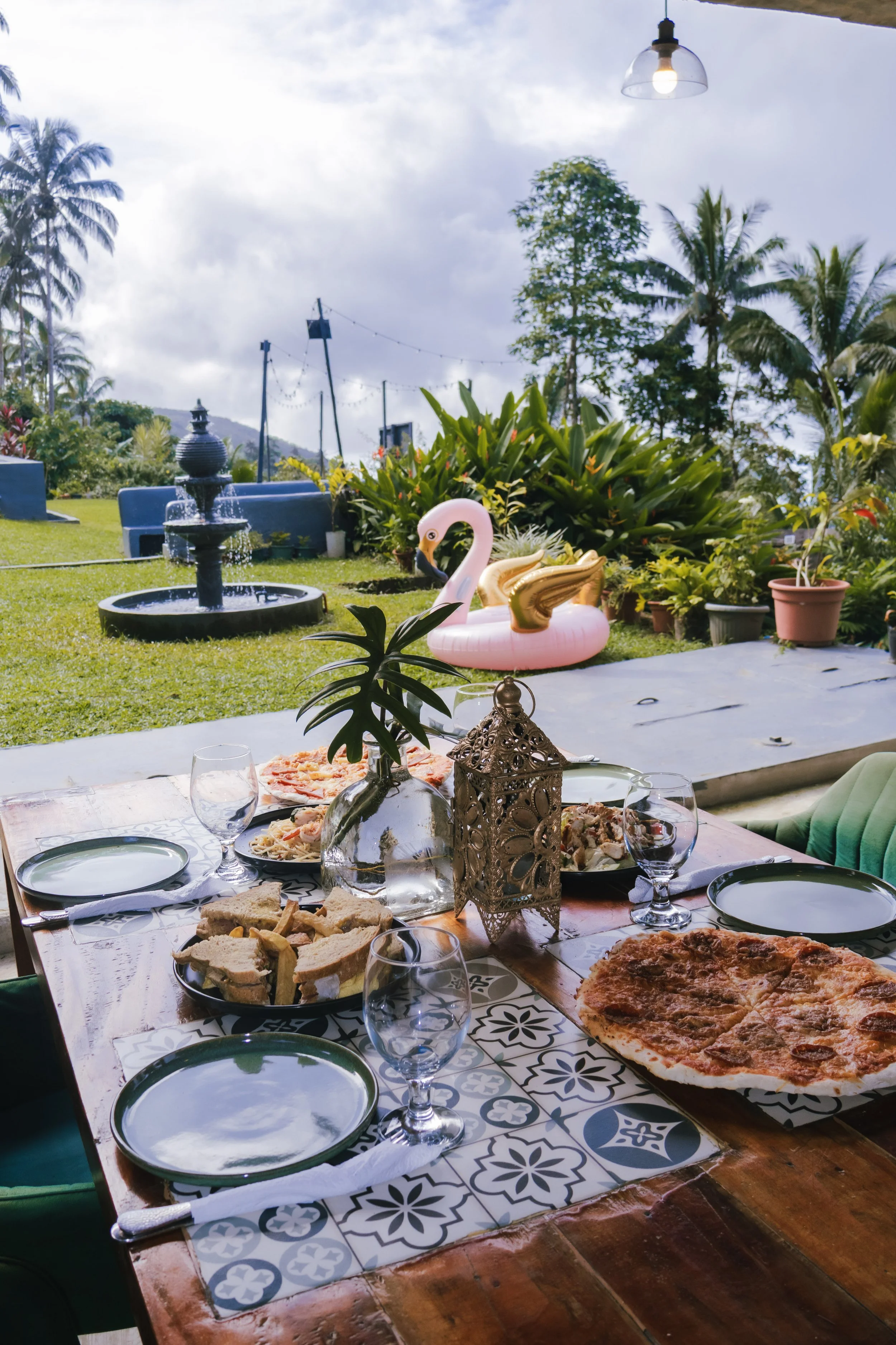 Josh + Luke Restaurant: Where to Eat in Camiguin Island