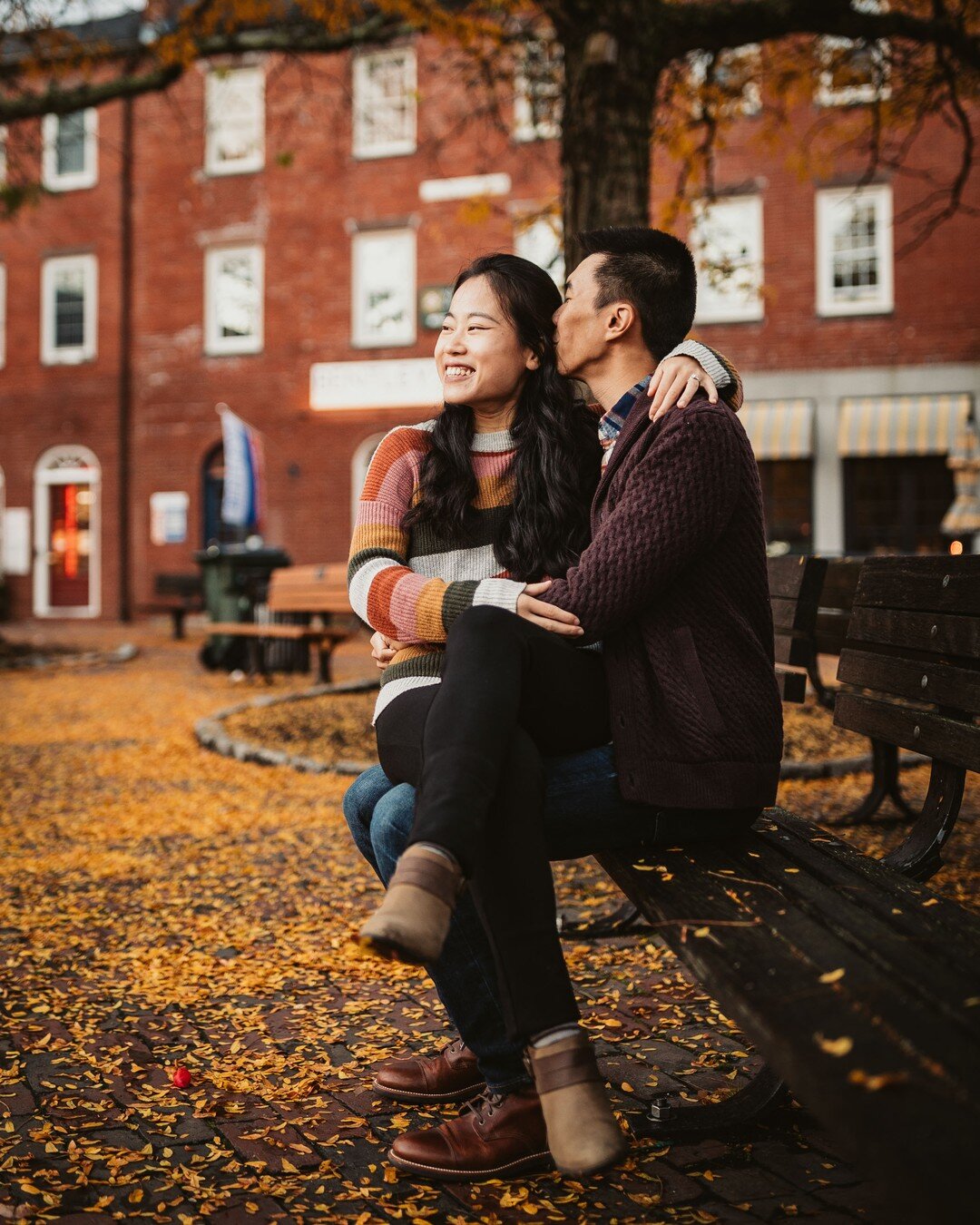 A historic seaport with vibrant Fall colors make such a great photo location. 

#newburyport #newburyportma #newburyportmass #newburyportmassachusetts #newburyportphotographer #newburyportengagement #newburyportengagementphotographer #newburyportenga