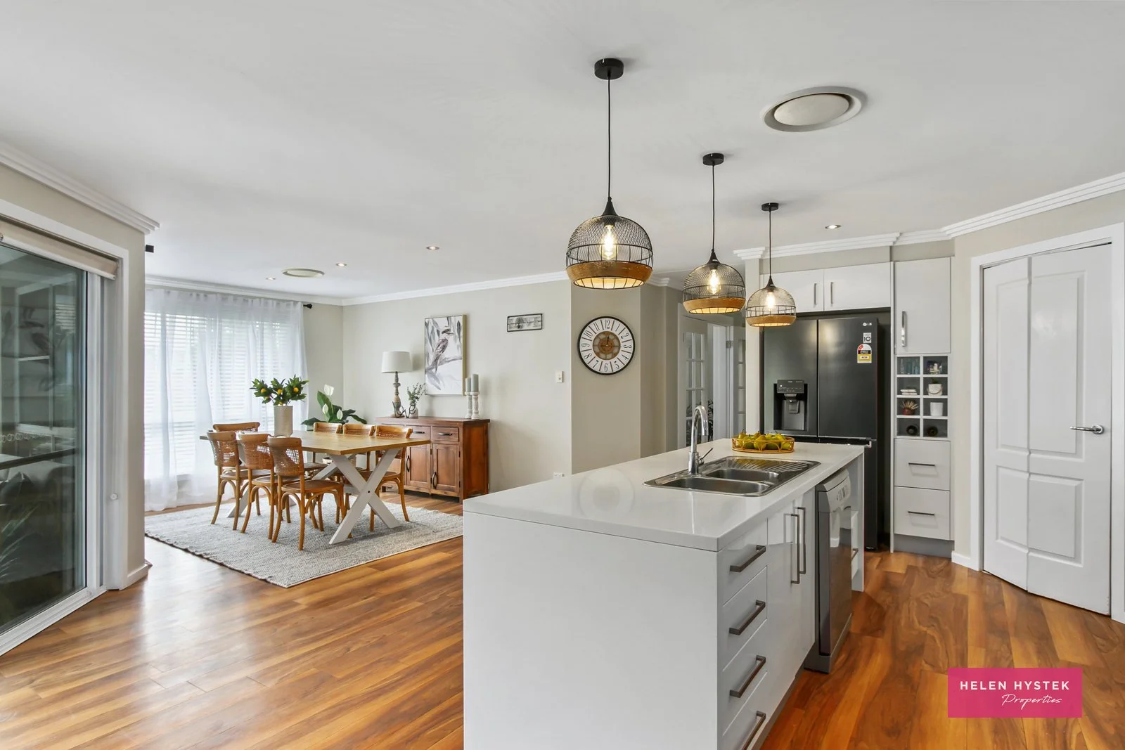 28 The Patio Tamworth NSW 2340 — Helen Hystek Properties