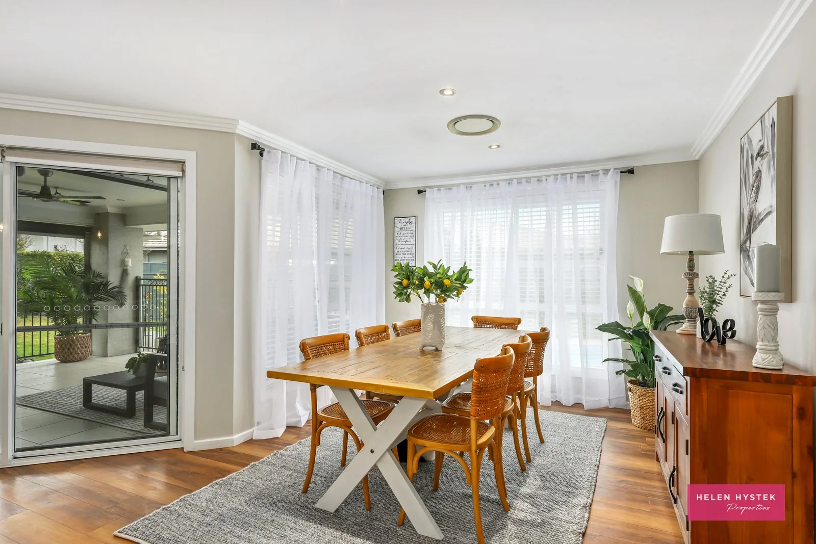 28 The Patio Tamworth NSW 2340 — Helen Hystek Properties