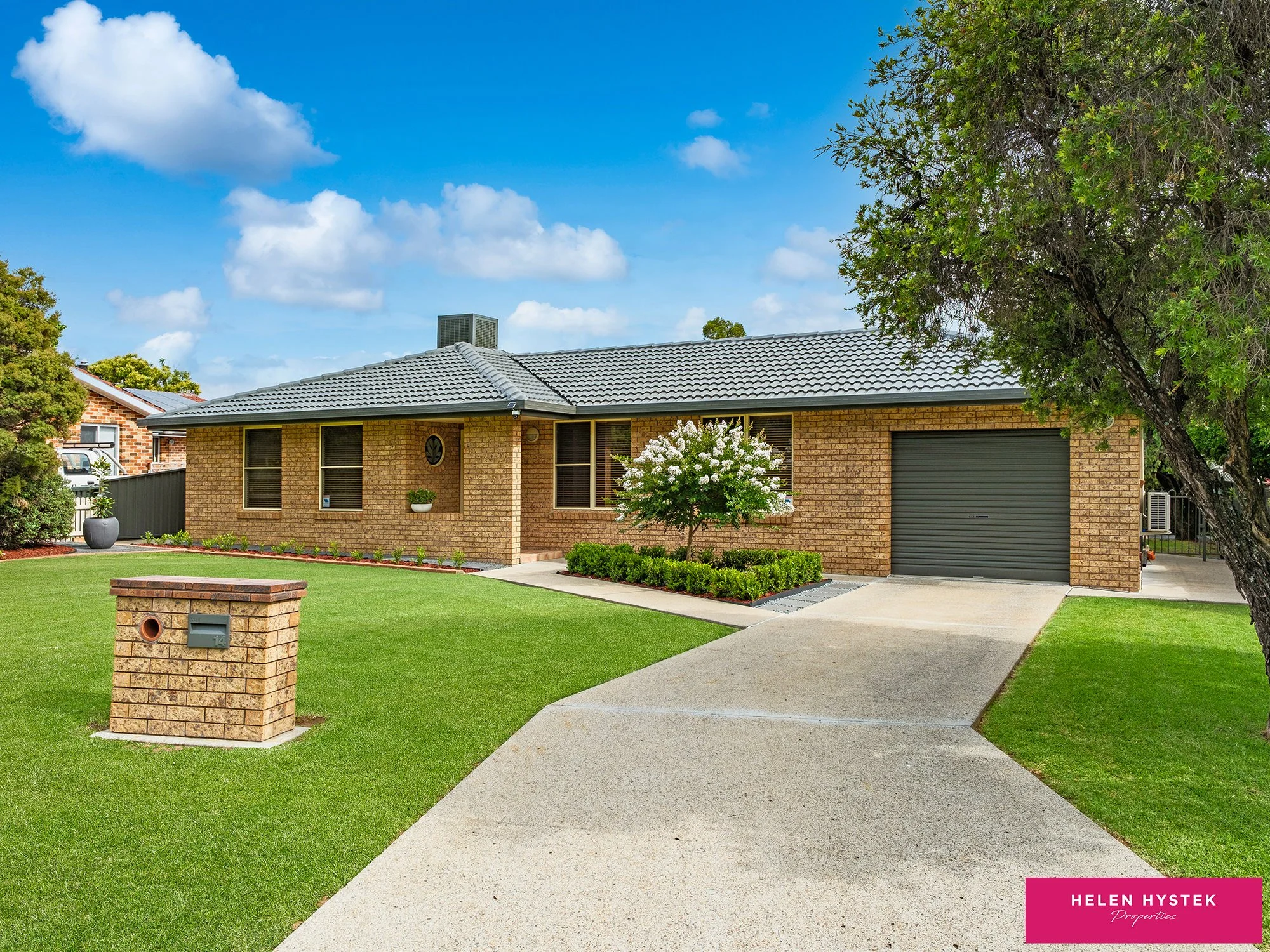 14 Paton Street South Tamworth NSW 2340