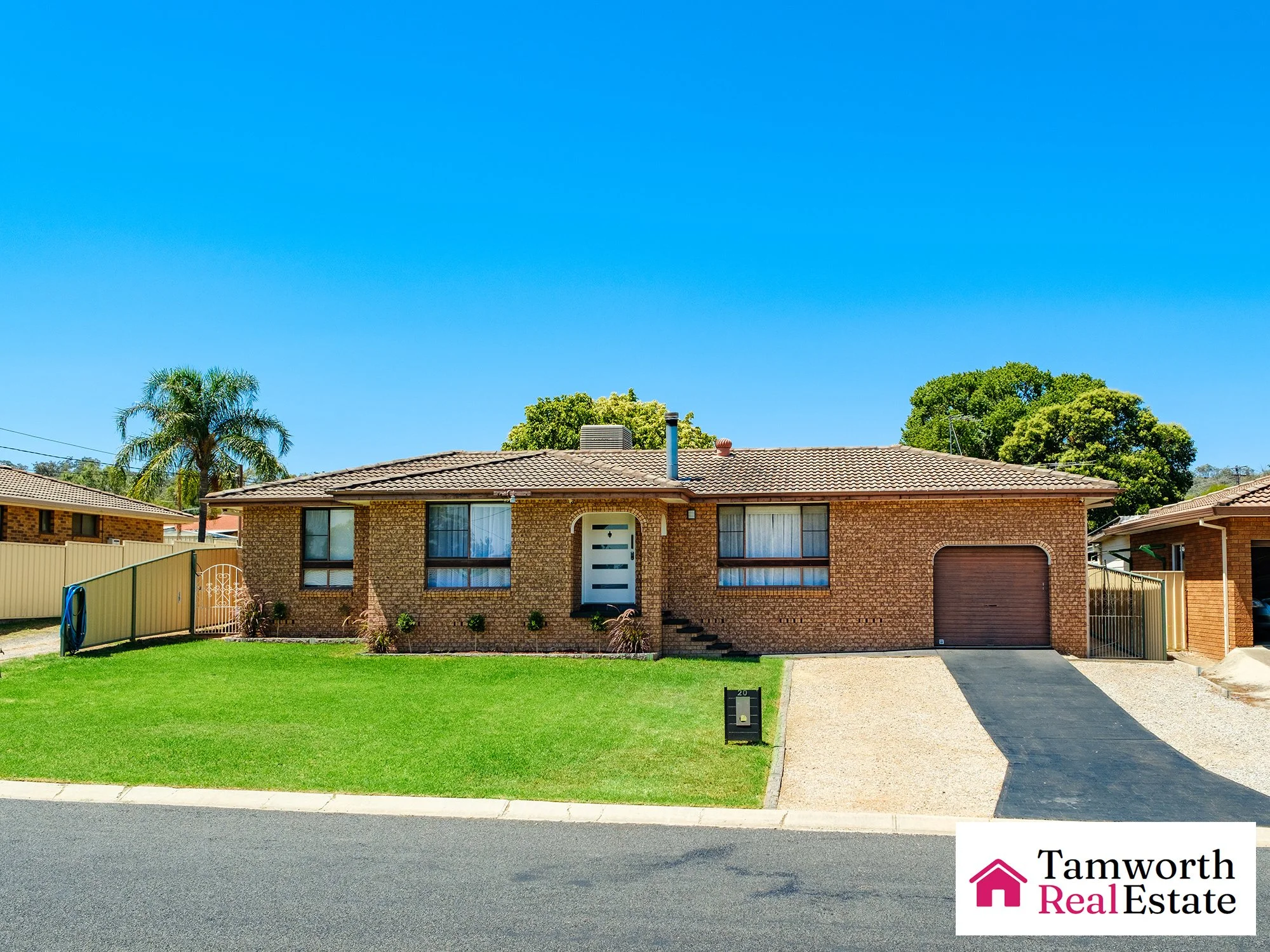 20 Glengarvin Drive Oxley Vale NSW 2340