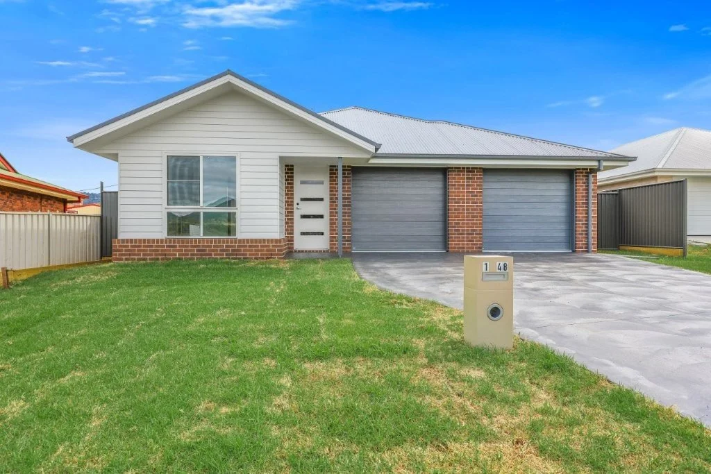 Unit 1 and 2 / 48 Station Street Kootingal NSW 2352