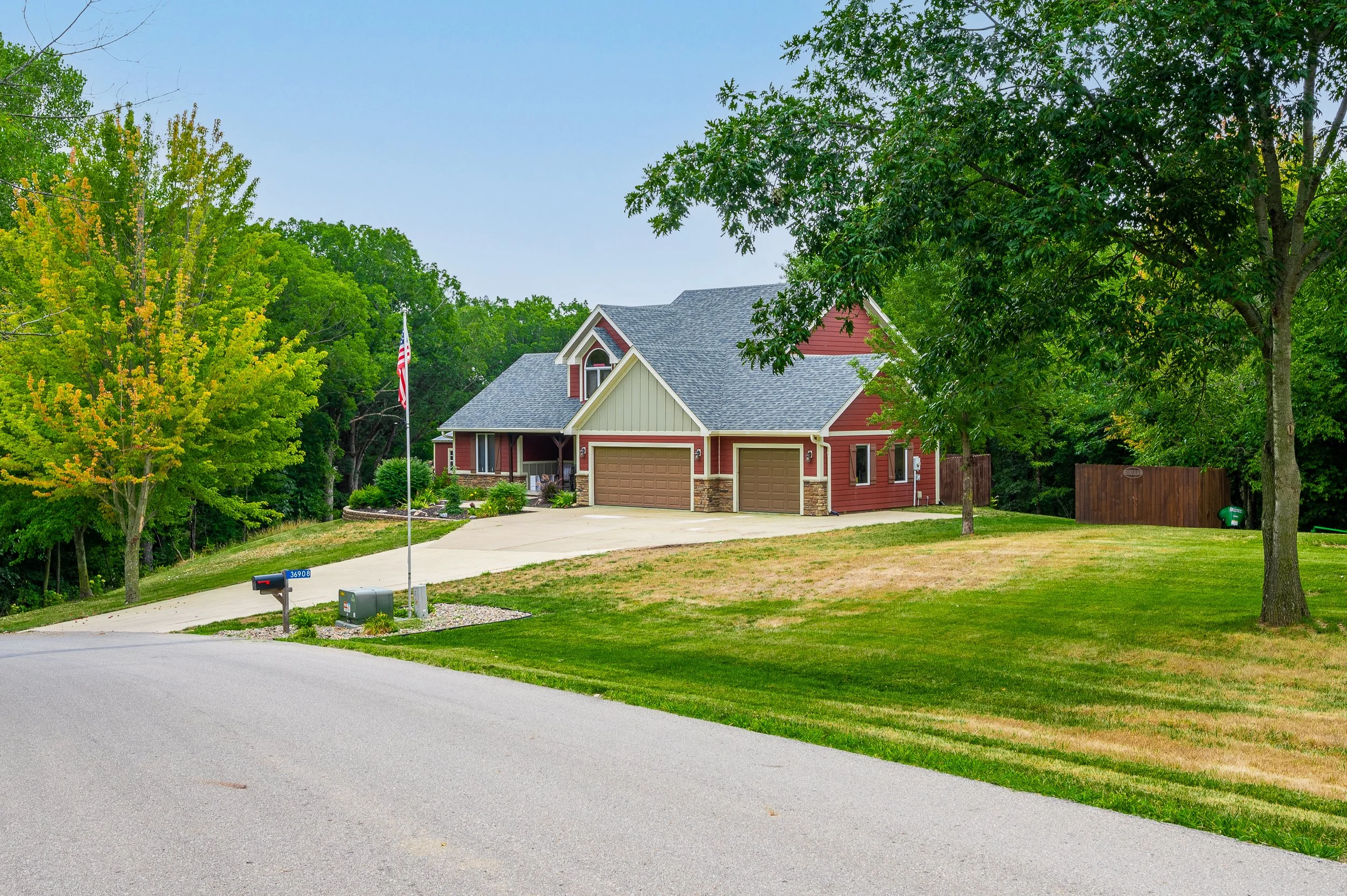 36908 Forest Ln Ext-03.jpg