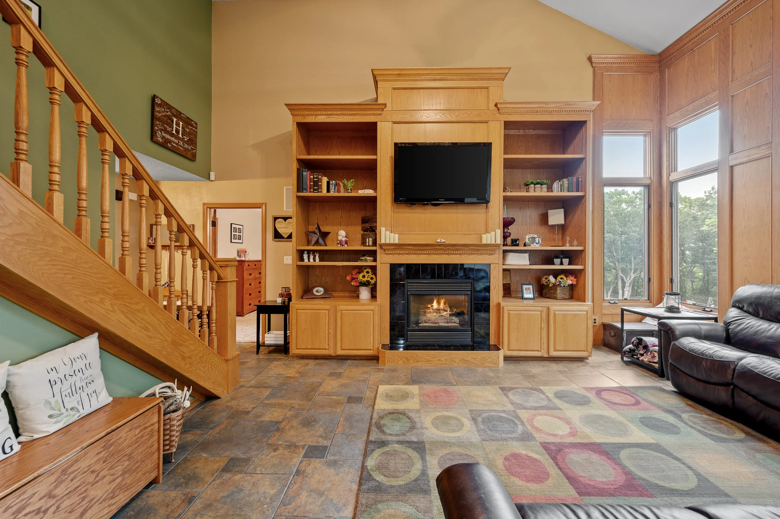 36908 Forest Ln Int-013.jpg