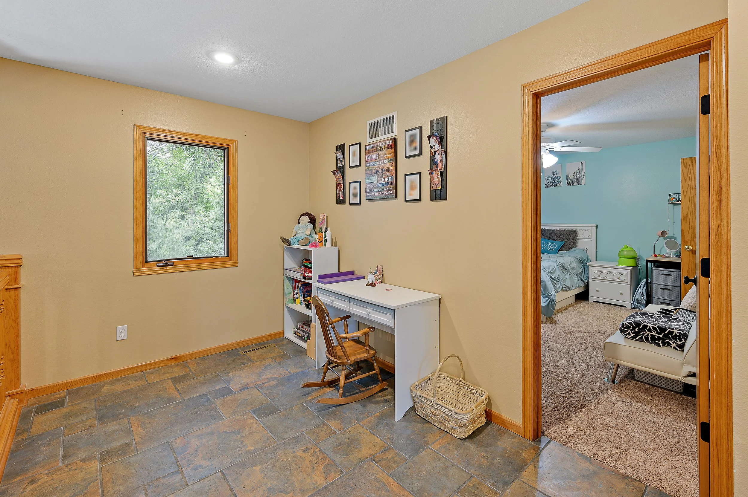 36908 Forest Ln Int-032.jpg