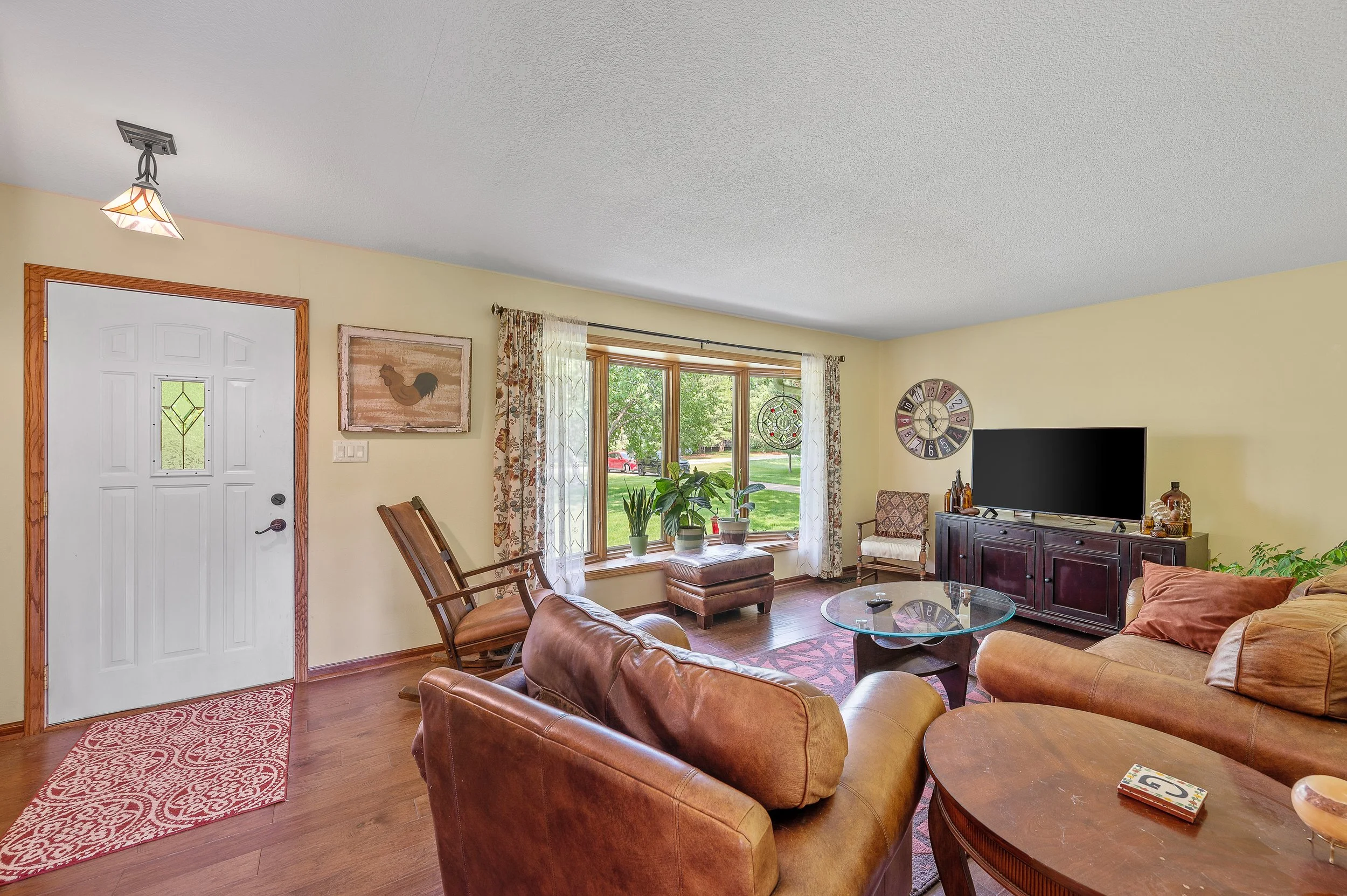 Meadowbrook Int - 04.jpg