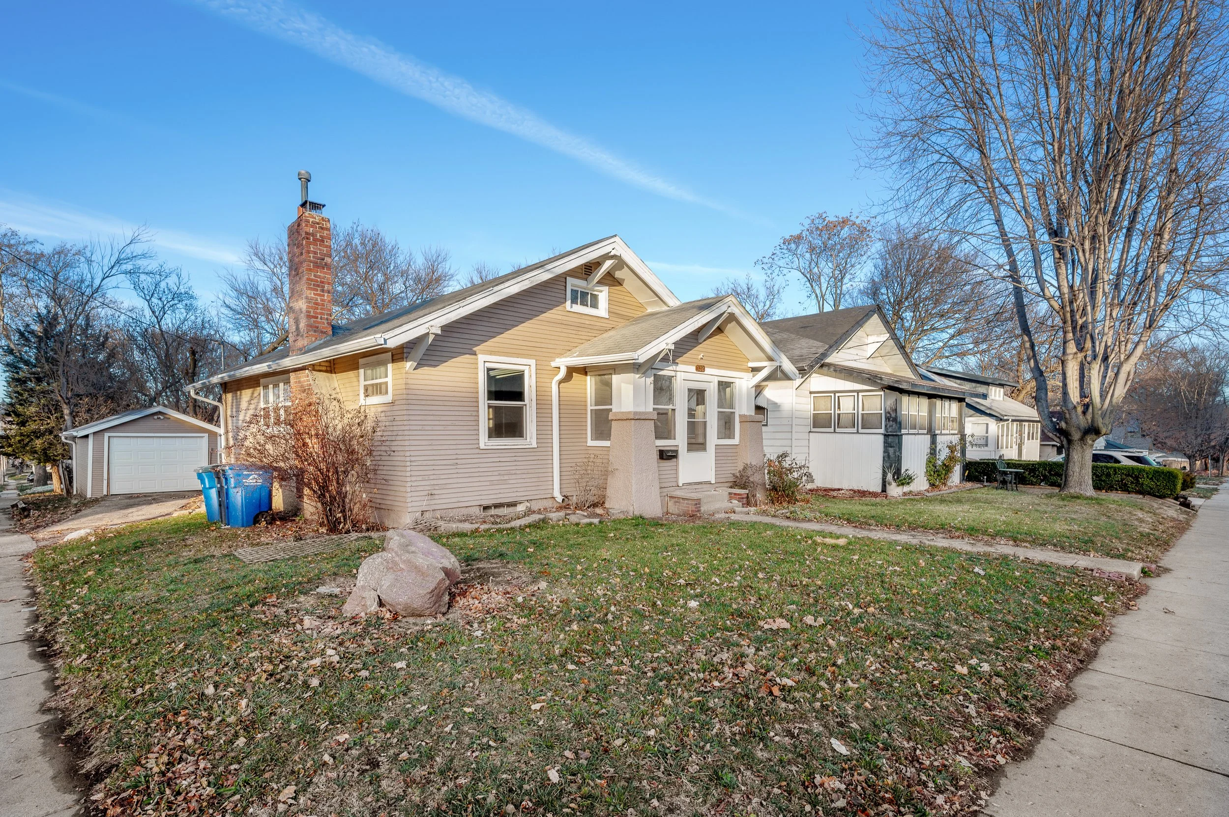 E Douglas Ext - 03.jpg