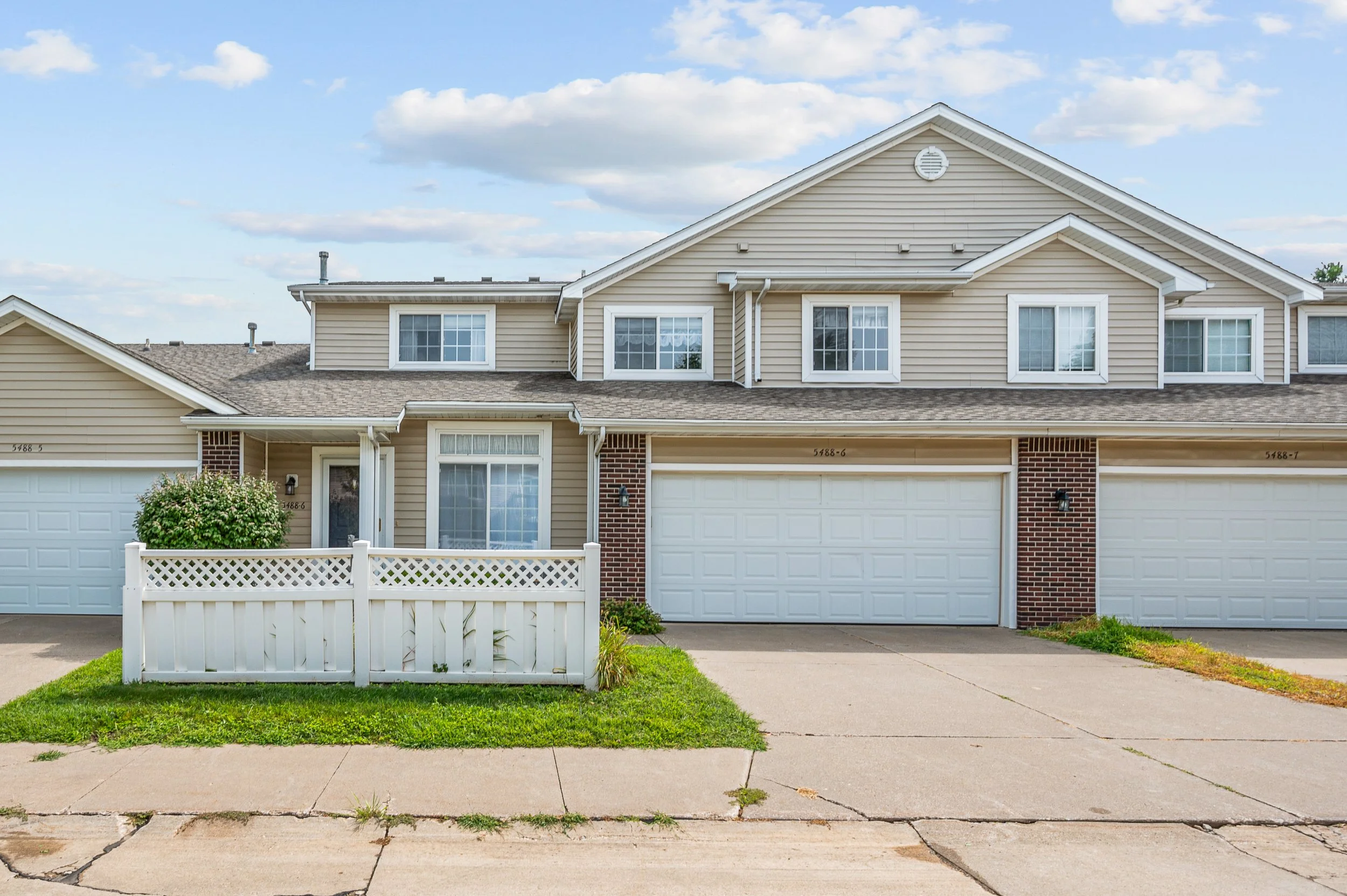 Longview Ext - 04.jpg
