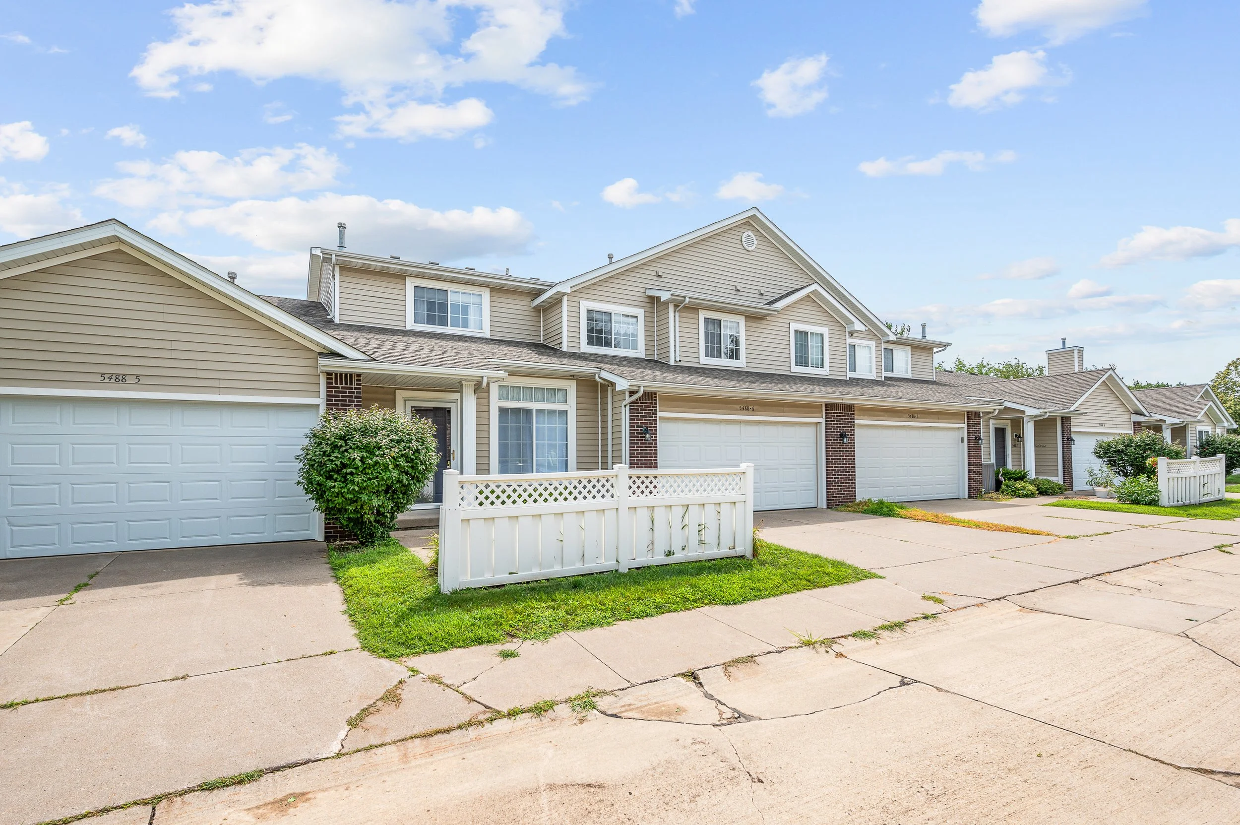 Longview Ext - 05.jpg