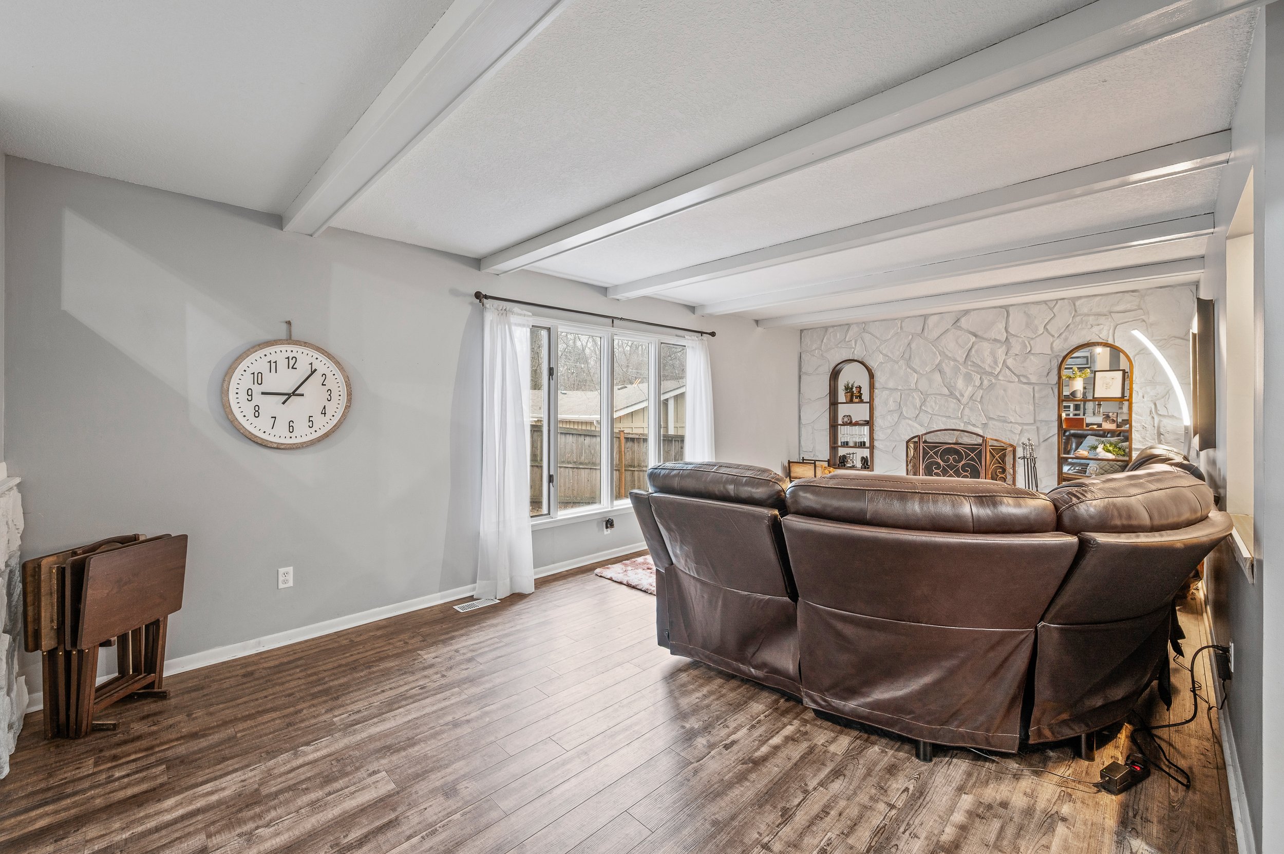 Skyline Int - 12.jpg