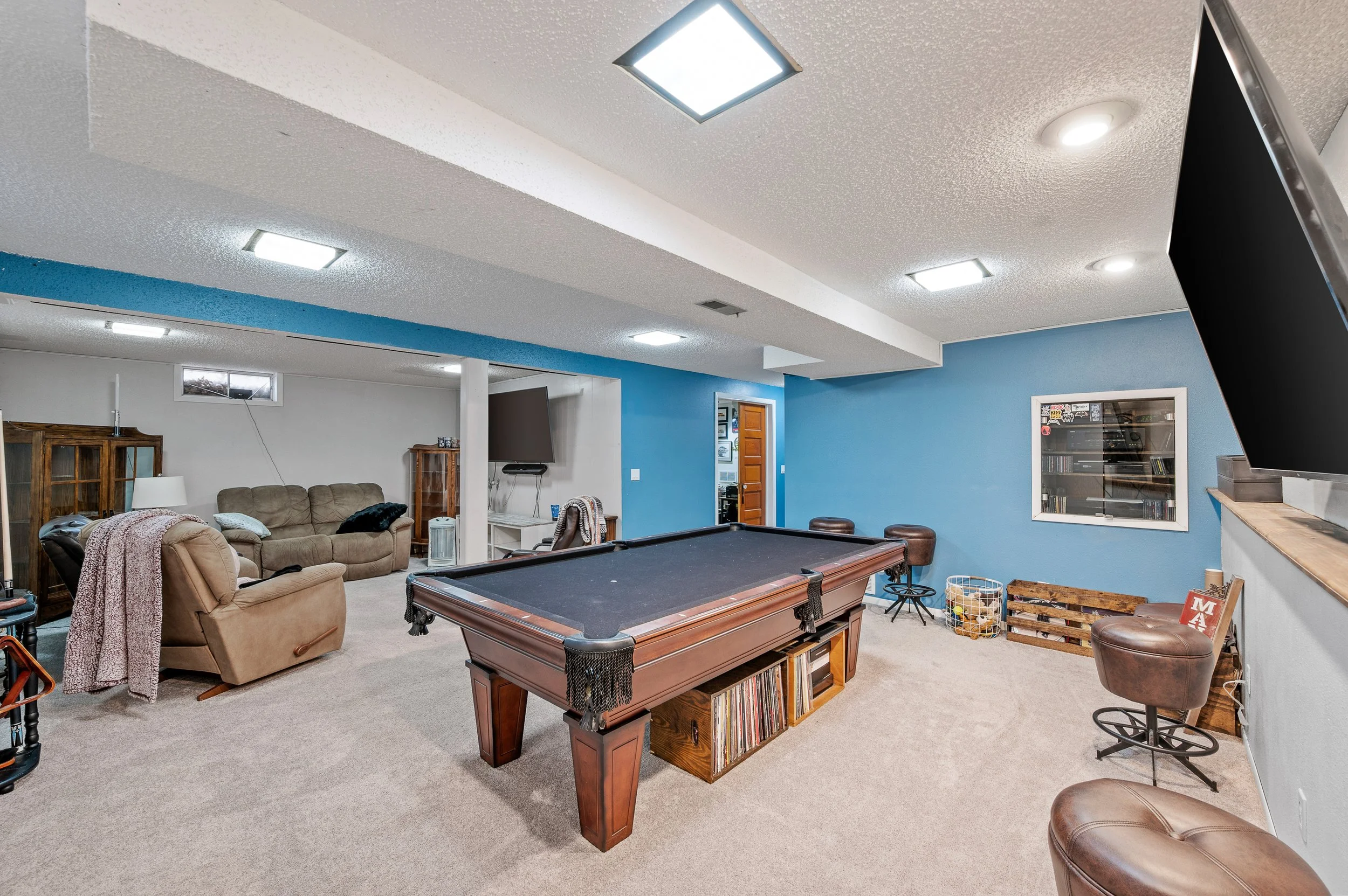 Skyline Int - 26.jpg