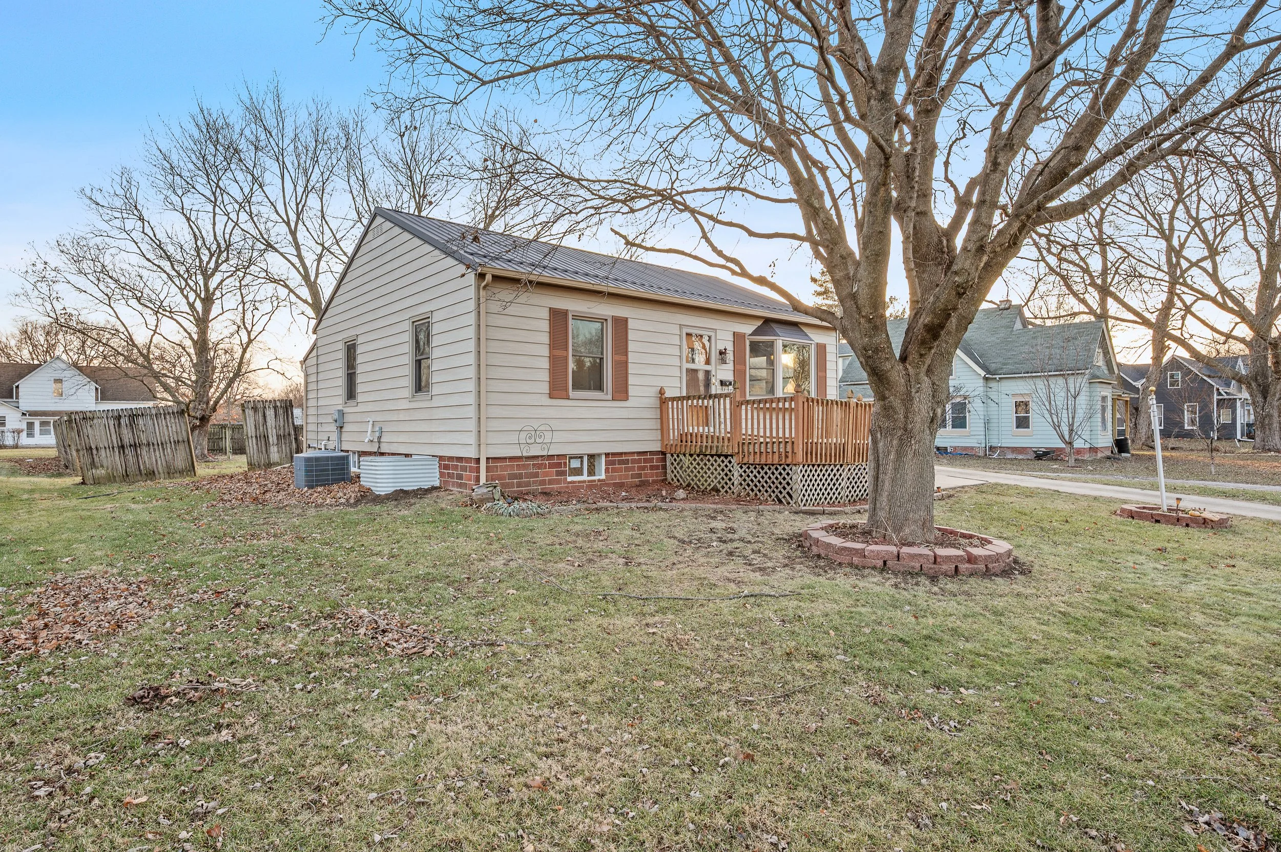 Ashland Ext - 01.jpg