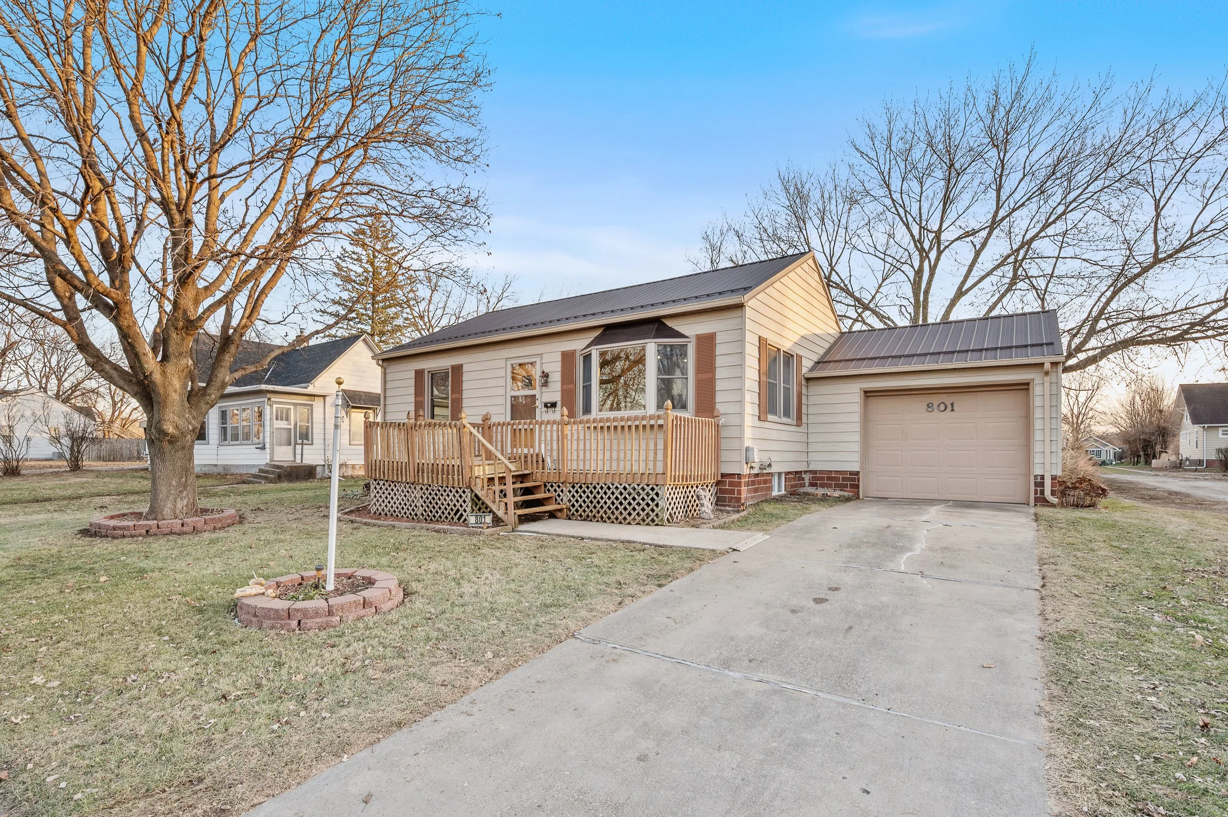 Ashland Ext - 03.jpg