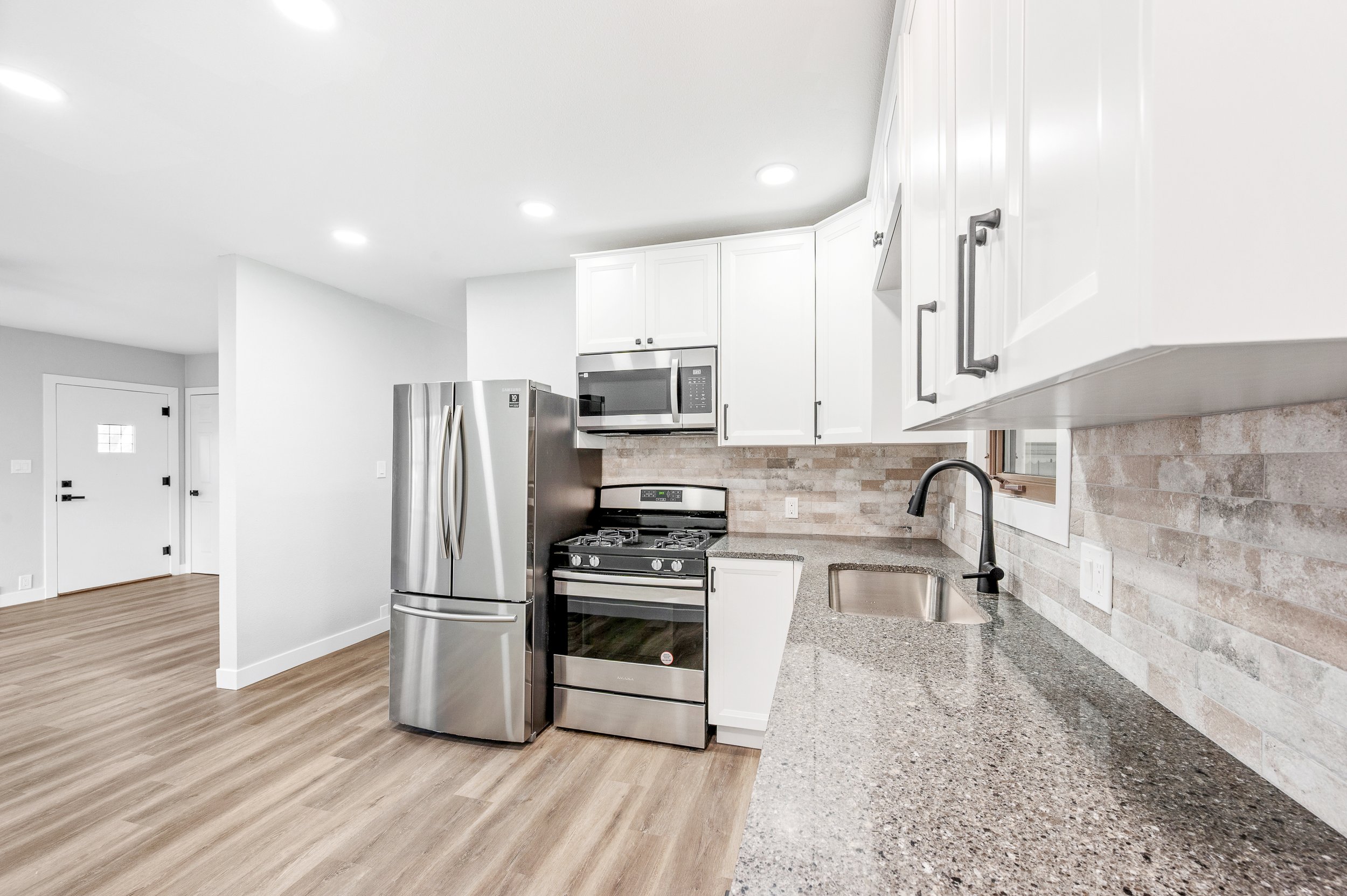 Ashland Int - 07.jpg