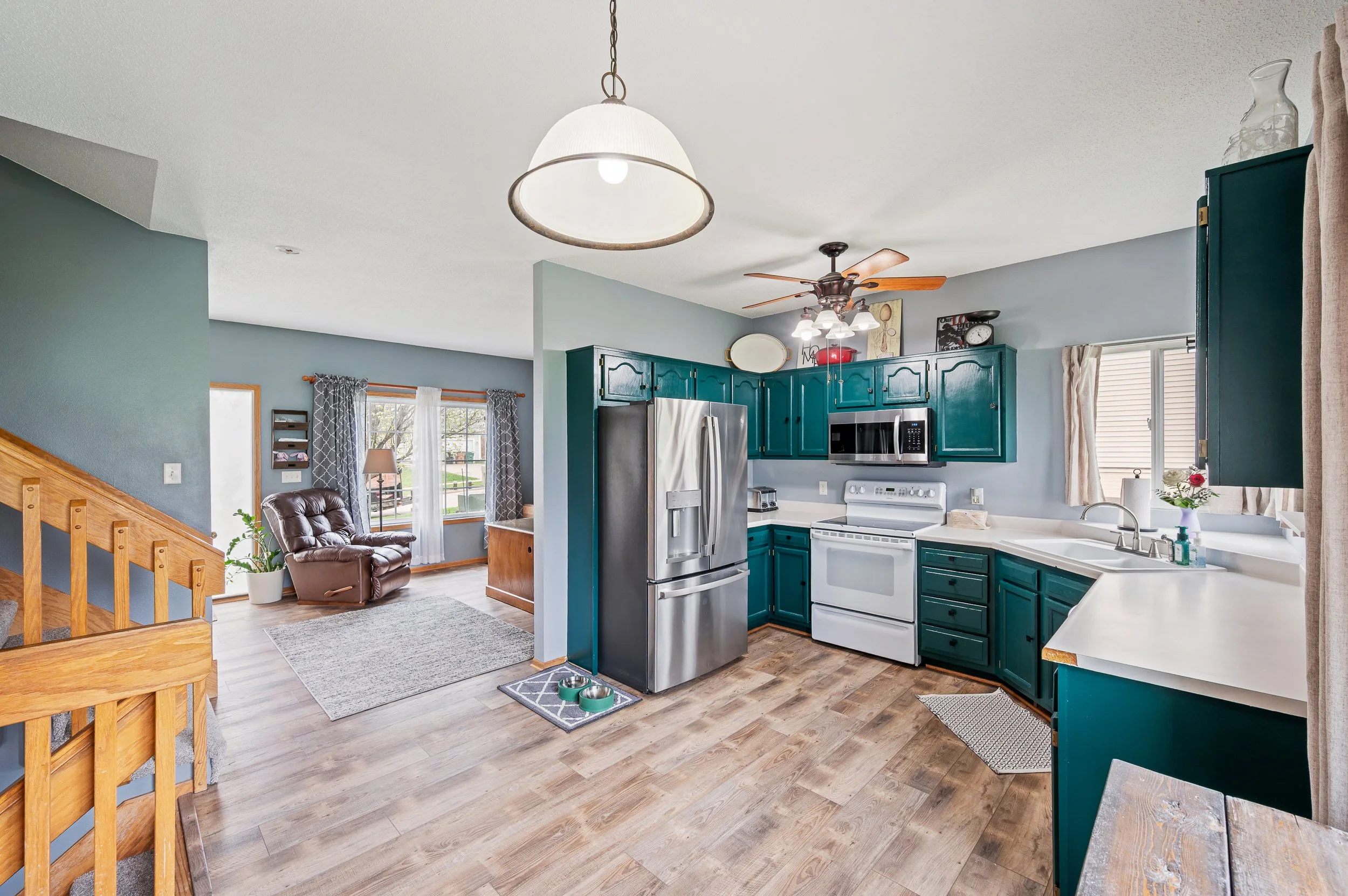 Fawn Cir Int - 06.jpg