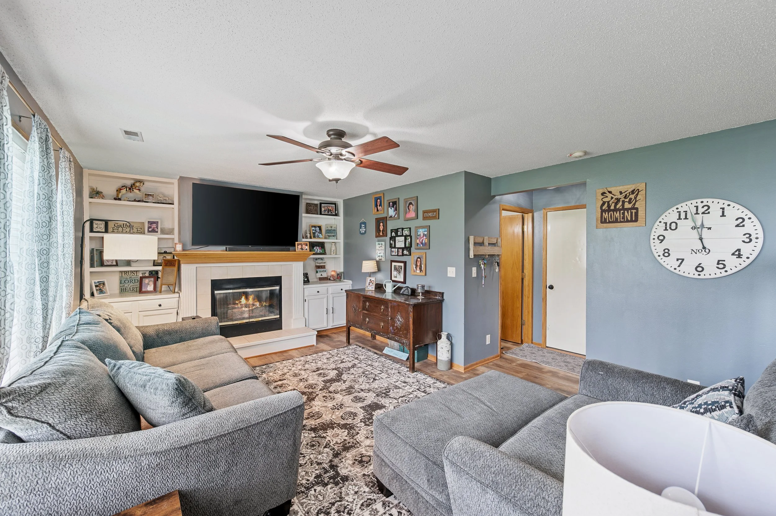 Fawn Cir Int - 09.jpg