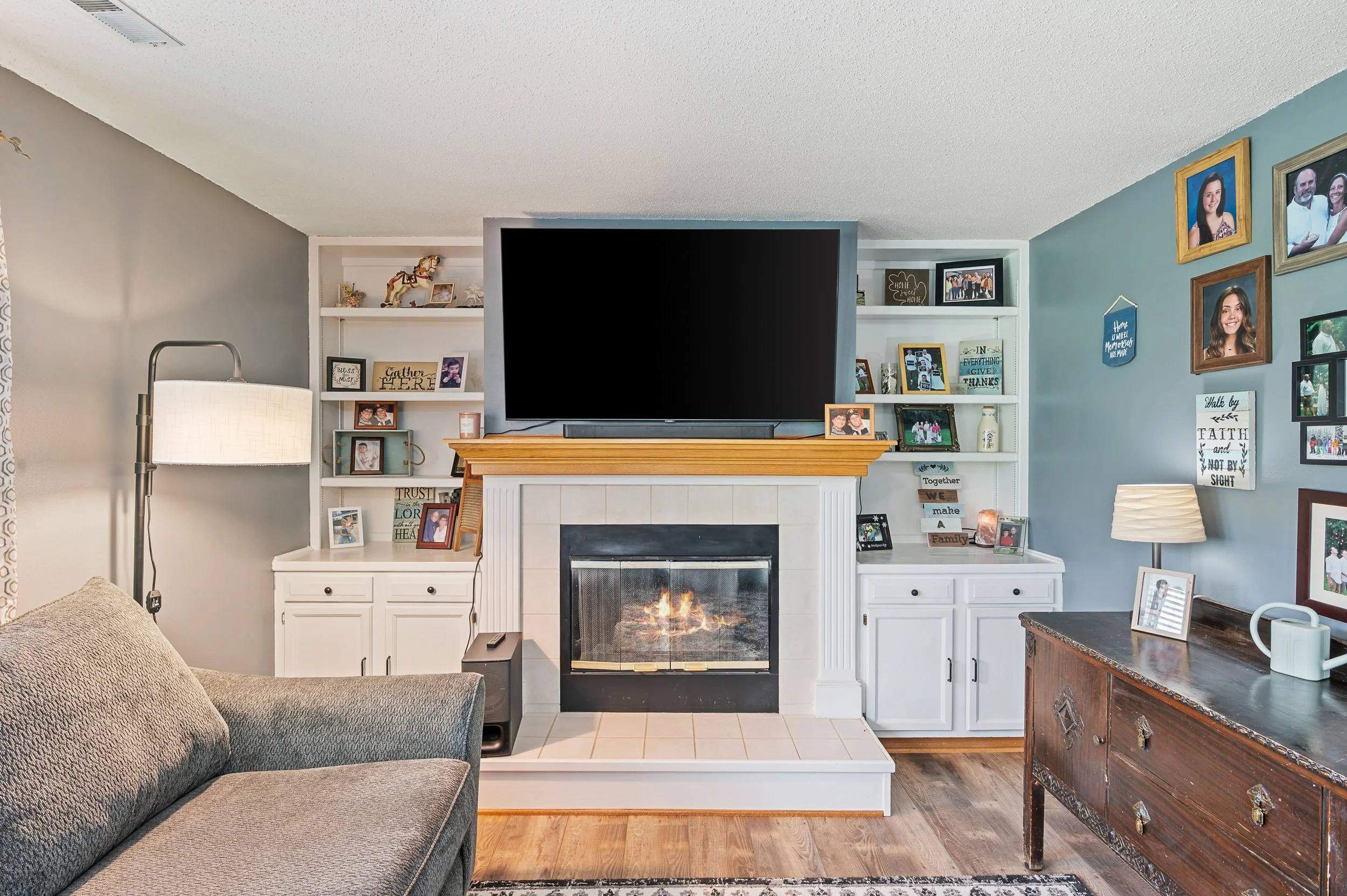 Fawn Cir Int - 10.jpg