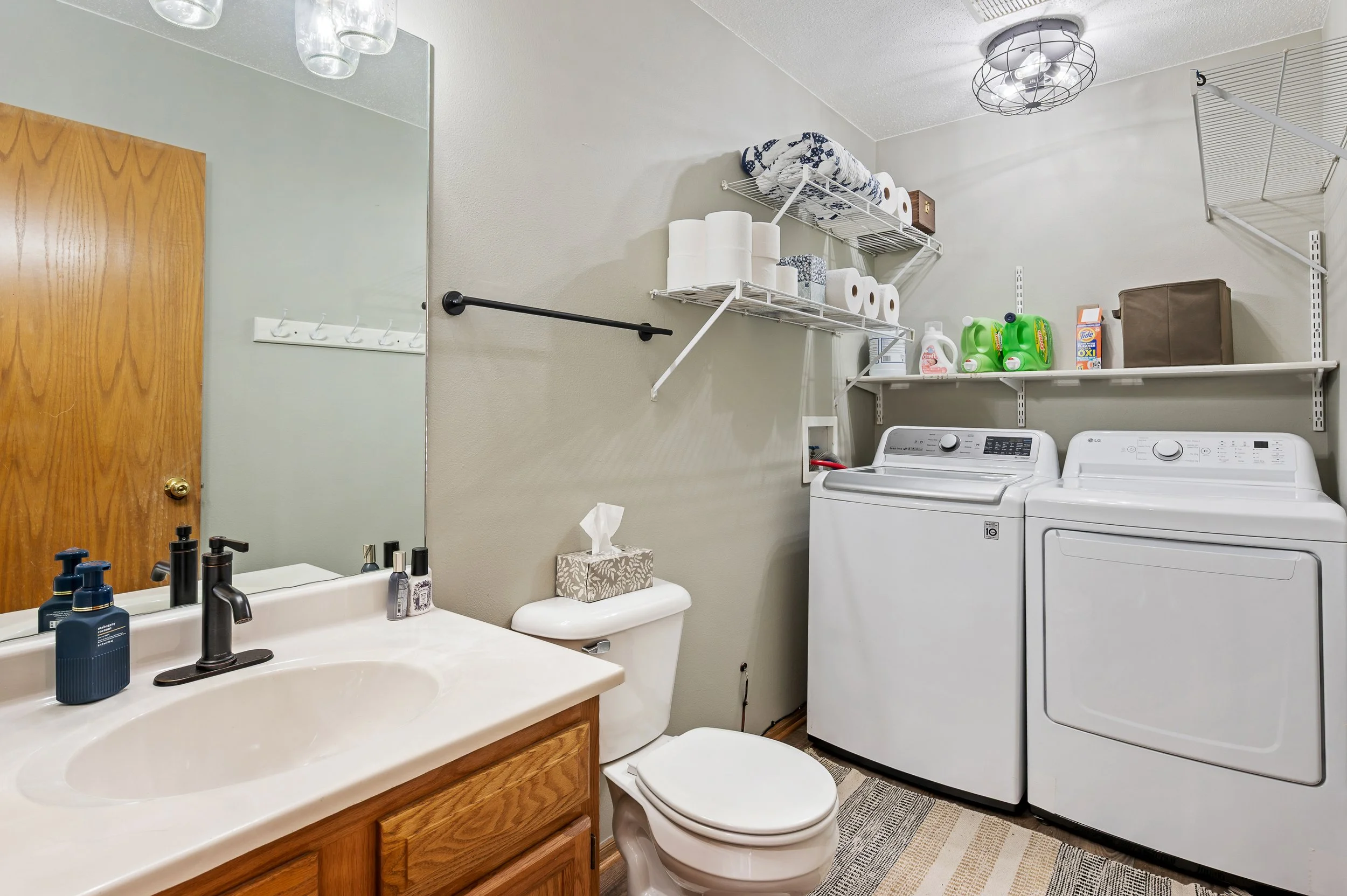 Fawn Cir Int - 13.jpg