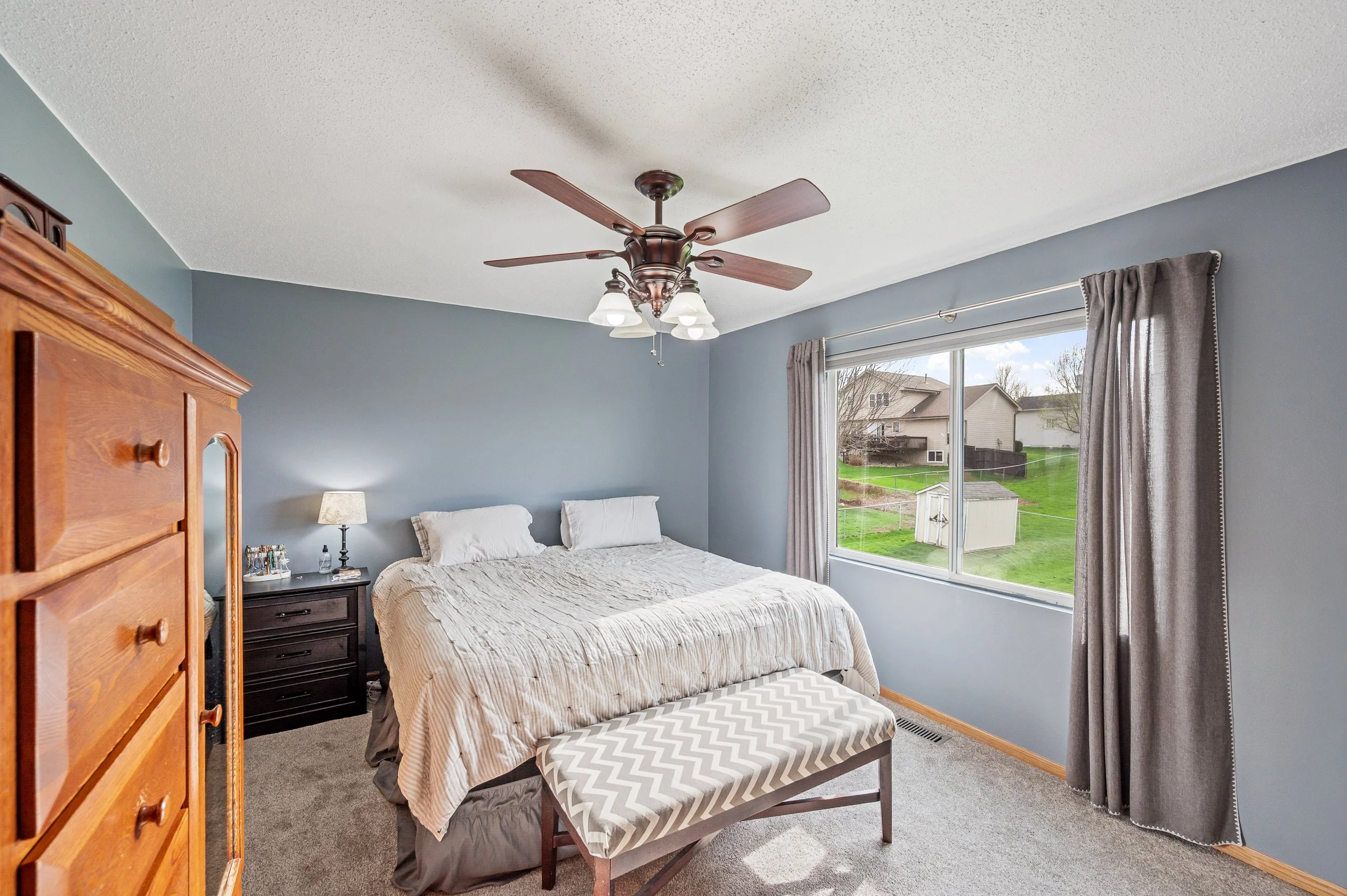 Fawn Cir Int - 14.jpg