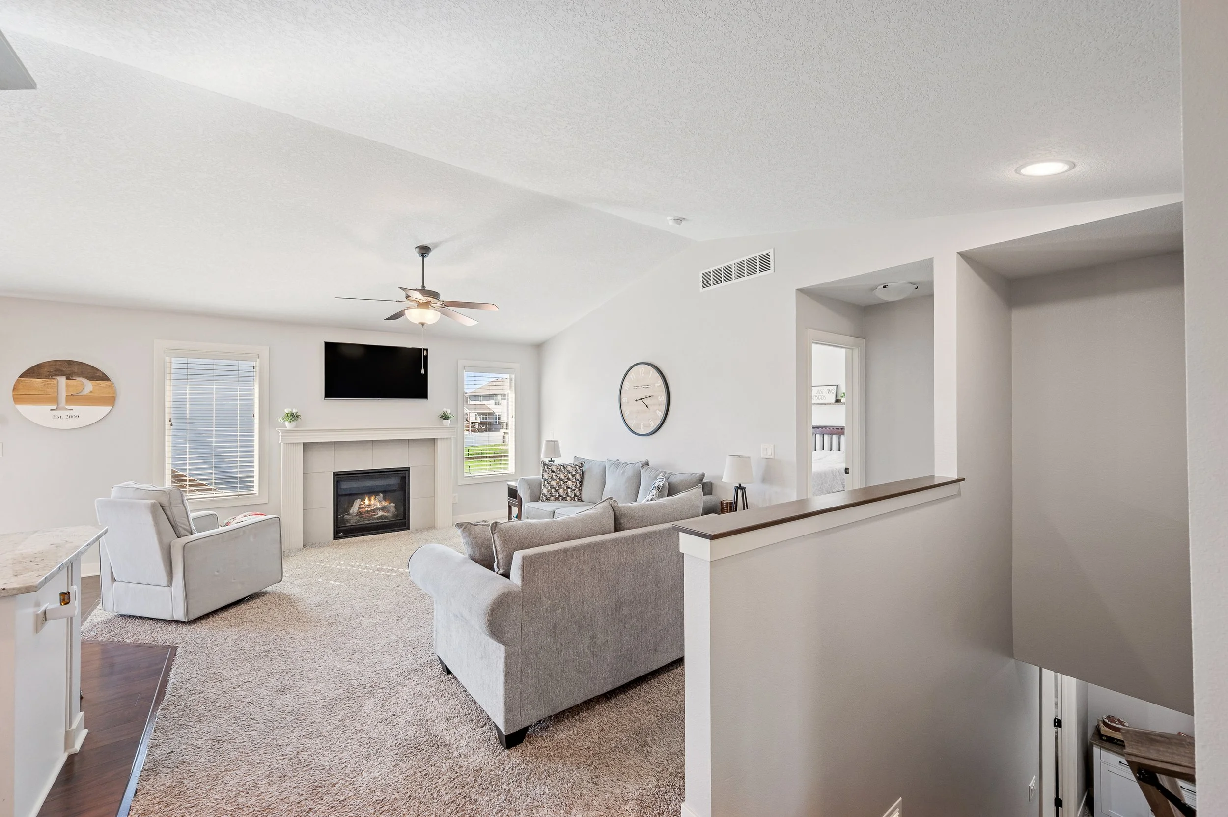 Lincoln Int - 06.jpg