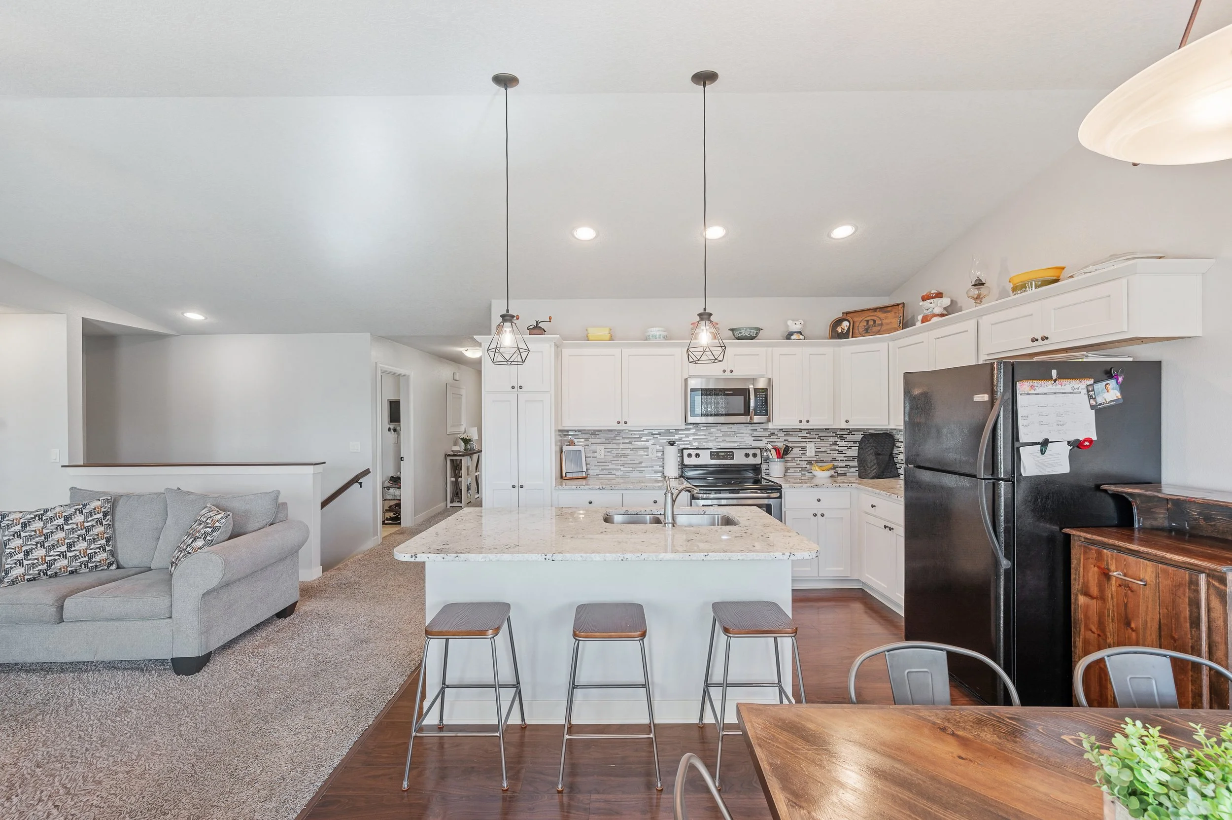 Lincoln Int - 15.jpg