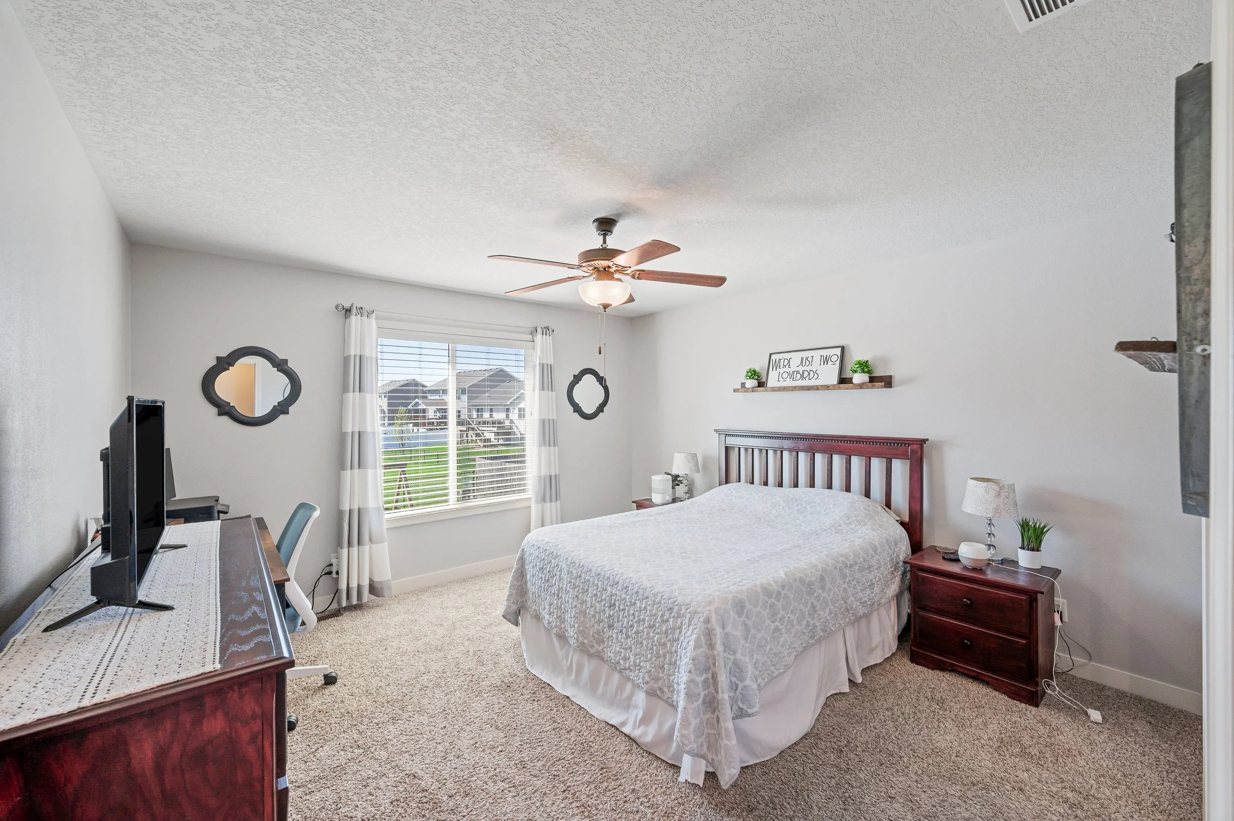 Lincoln Int - 18.jpg