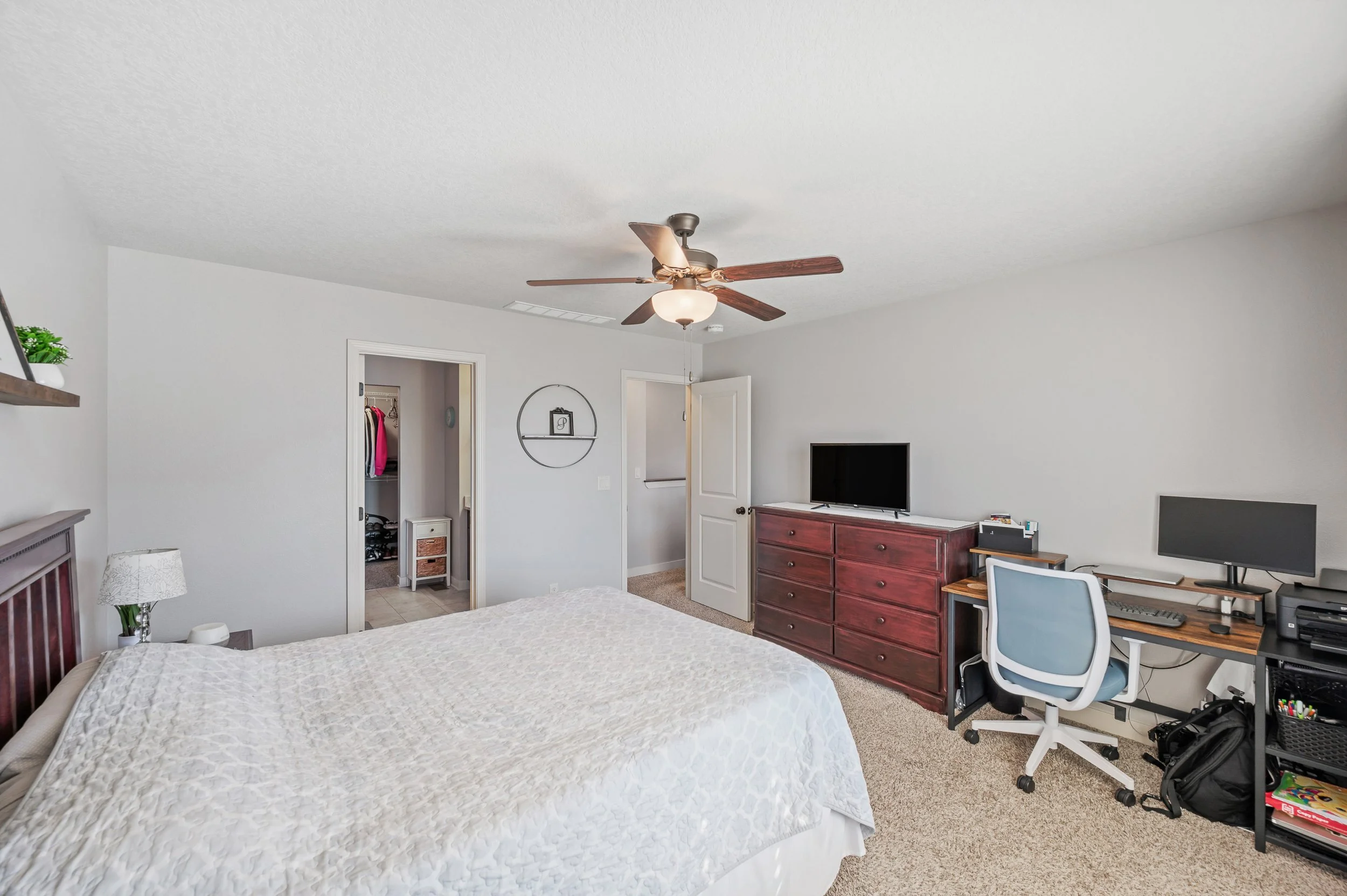 Lincoln Int - 19.jpg