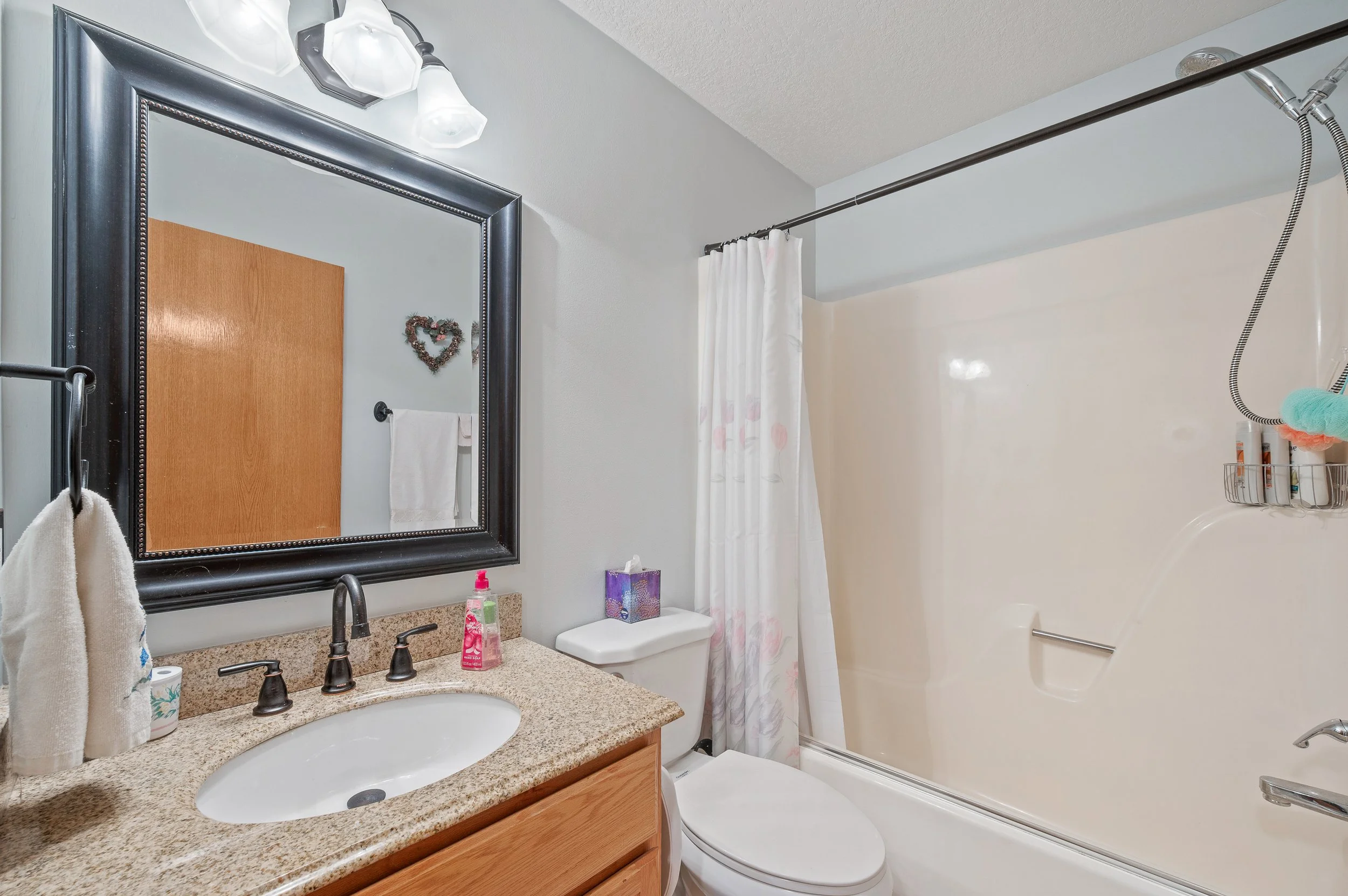 E 18th Int - 20.jpg
