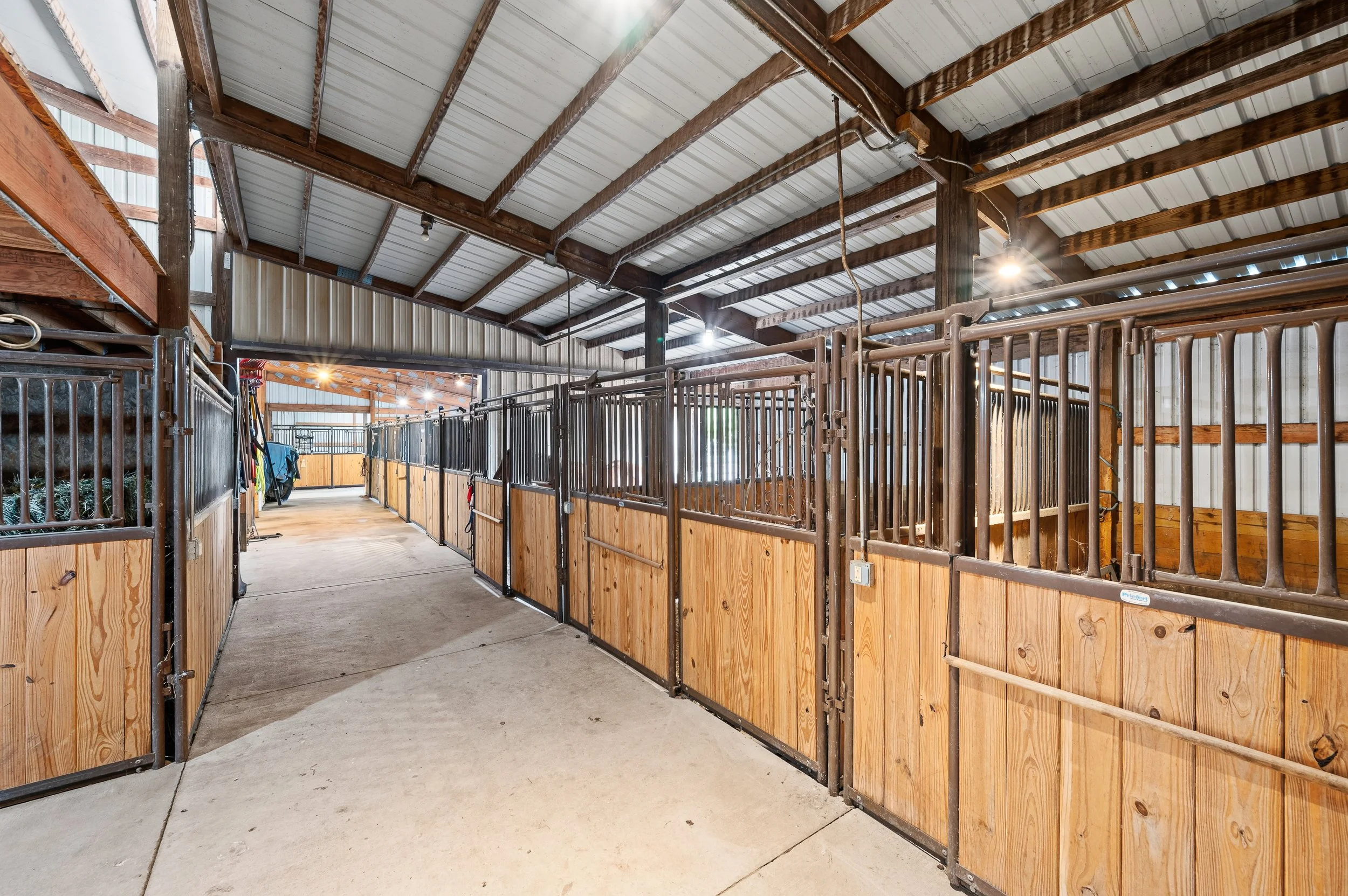 Copper Moon Stables - 15.jpg