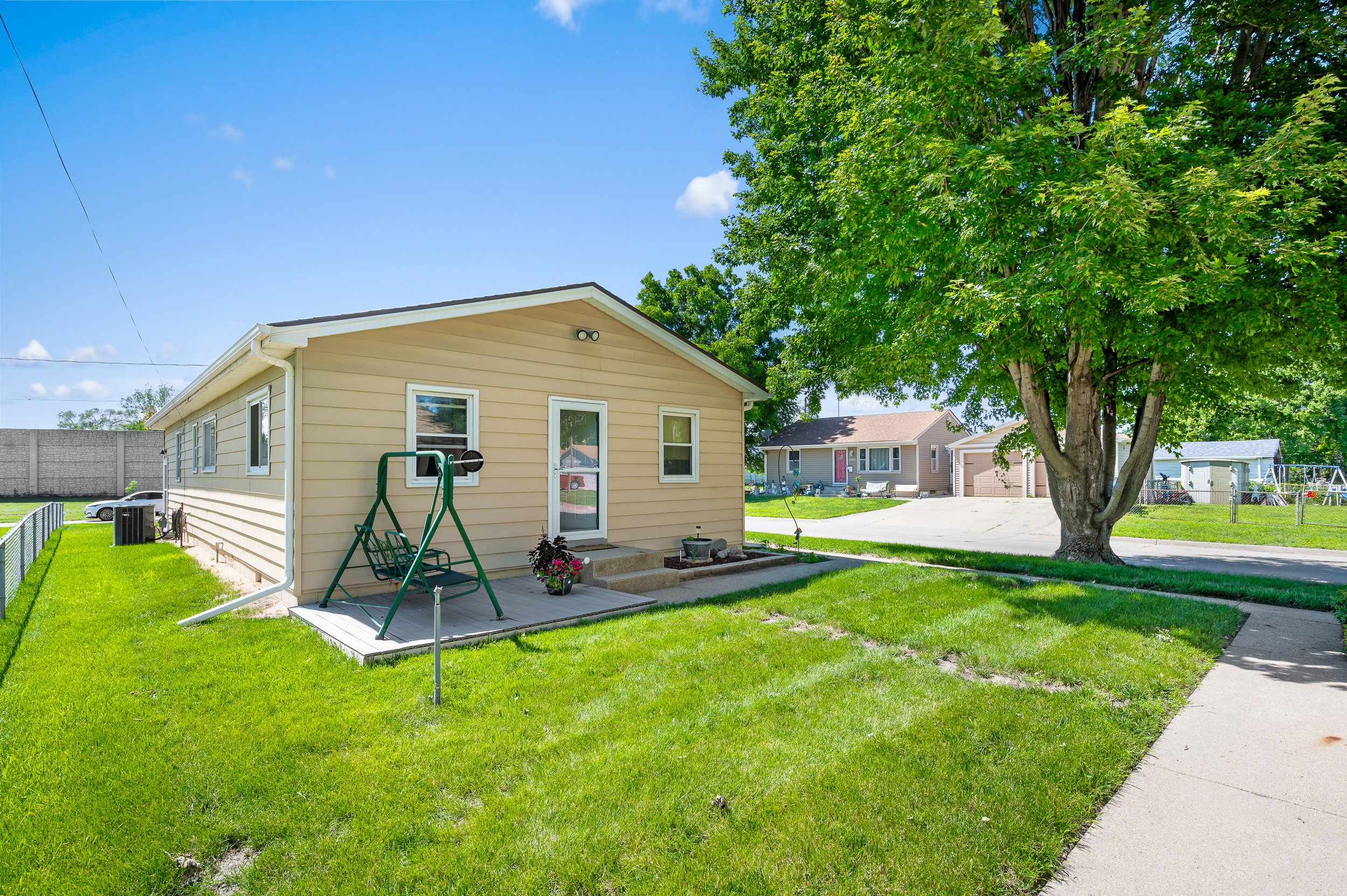 E 22nd Ext - 07.jpg