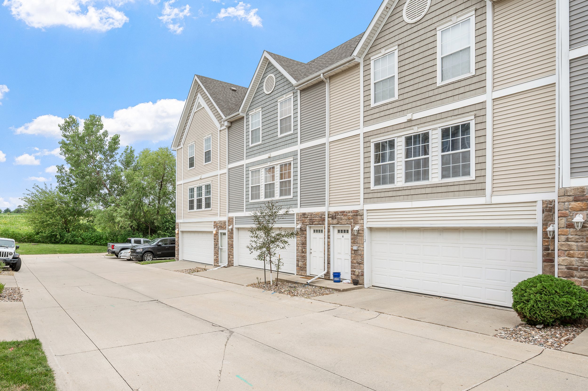 Fieldstone Ext - 01.jpg