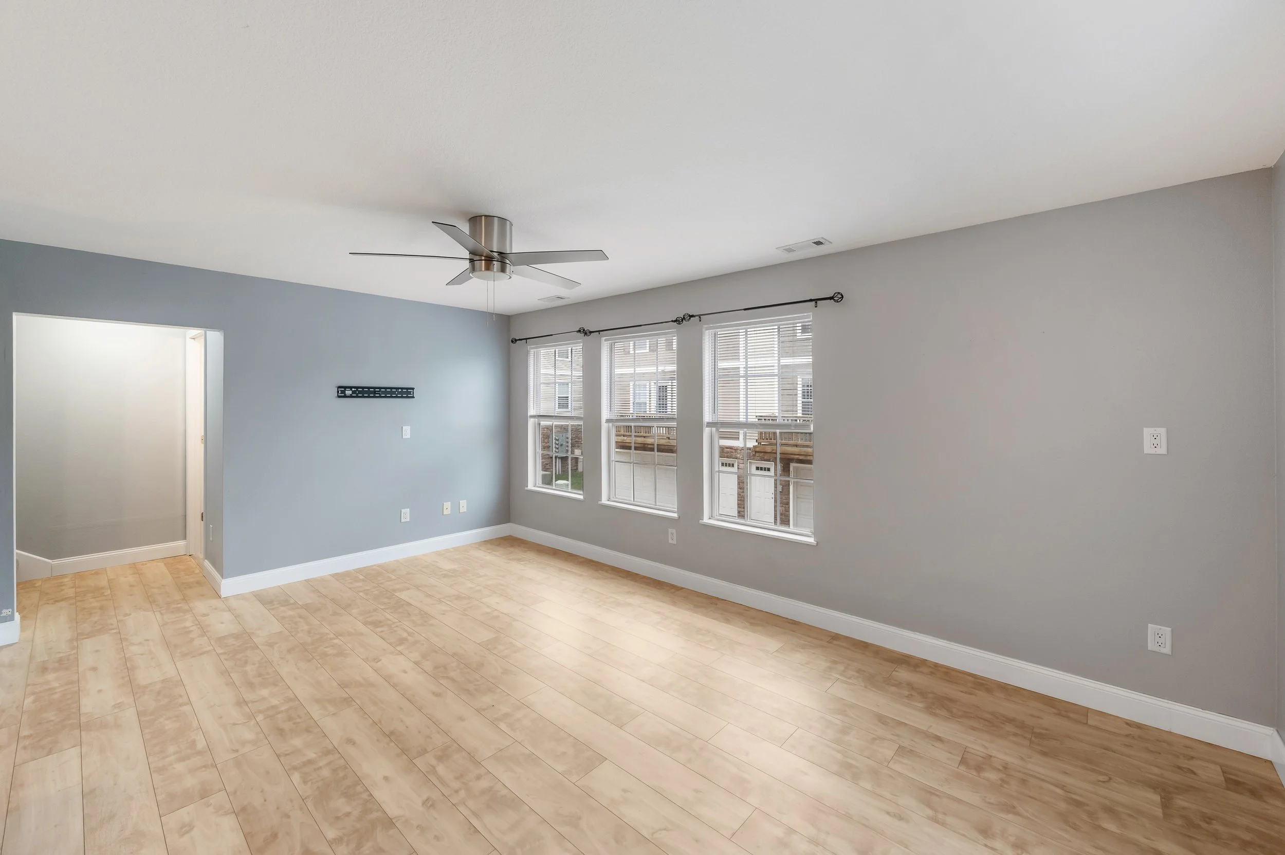 Fieldstone Int - 07.jpg