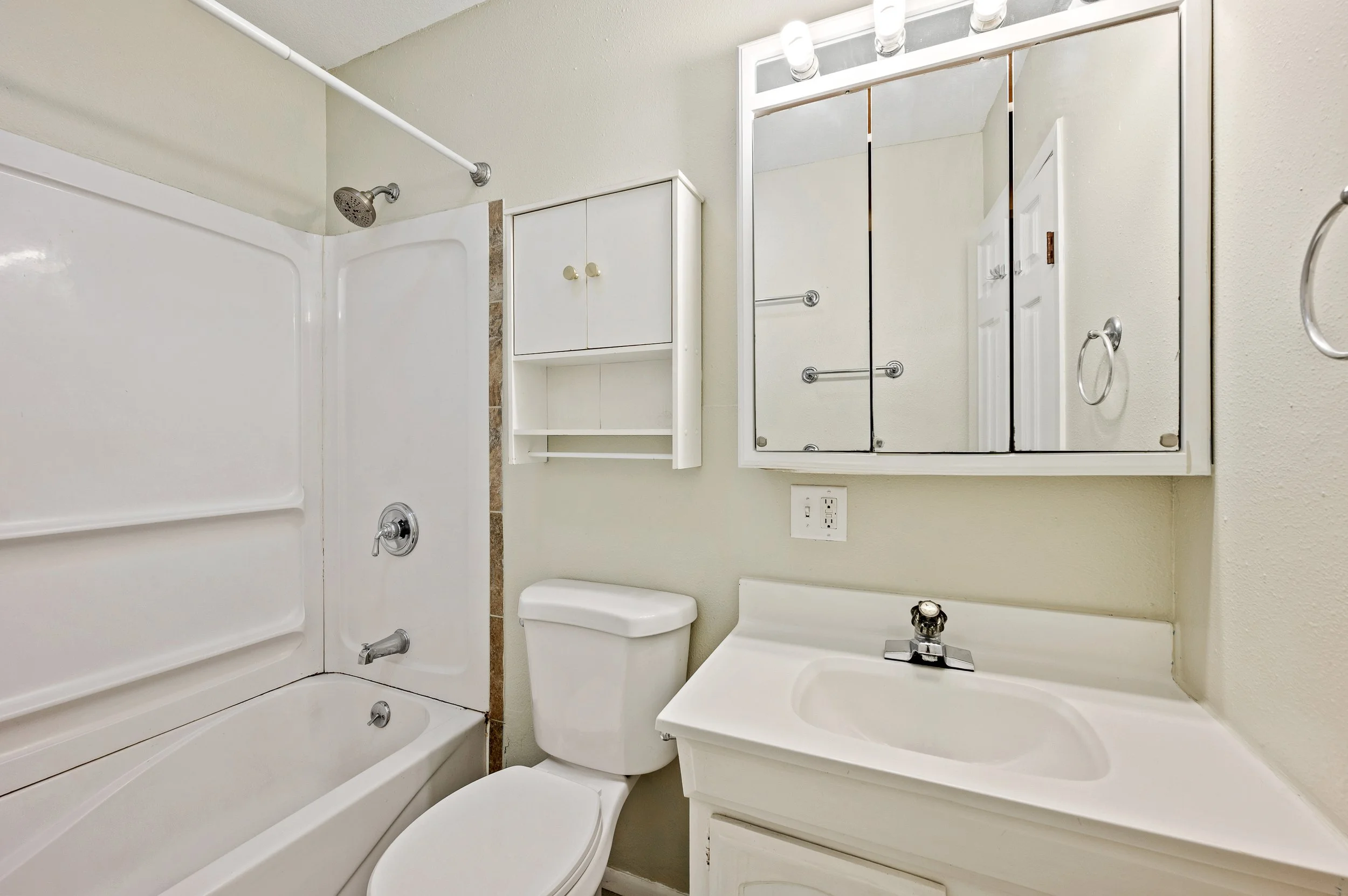 E Park Int - 18.jpg