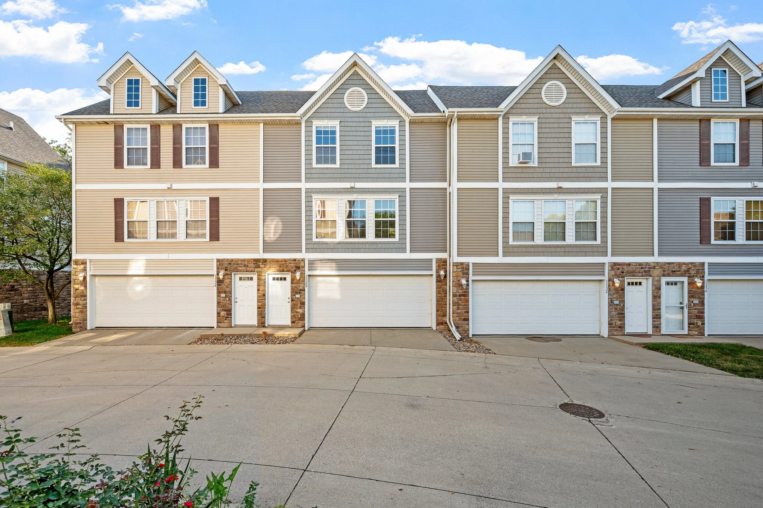 Fieldstone Ext - 01.jpg