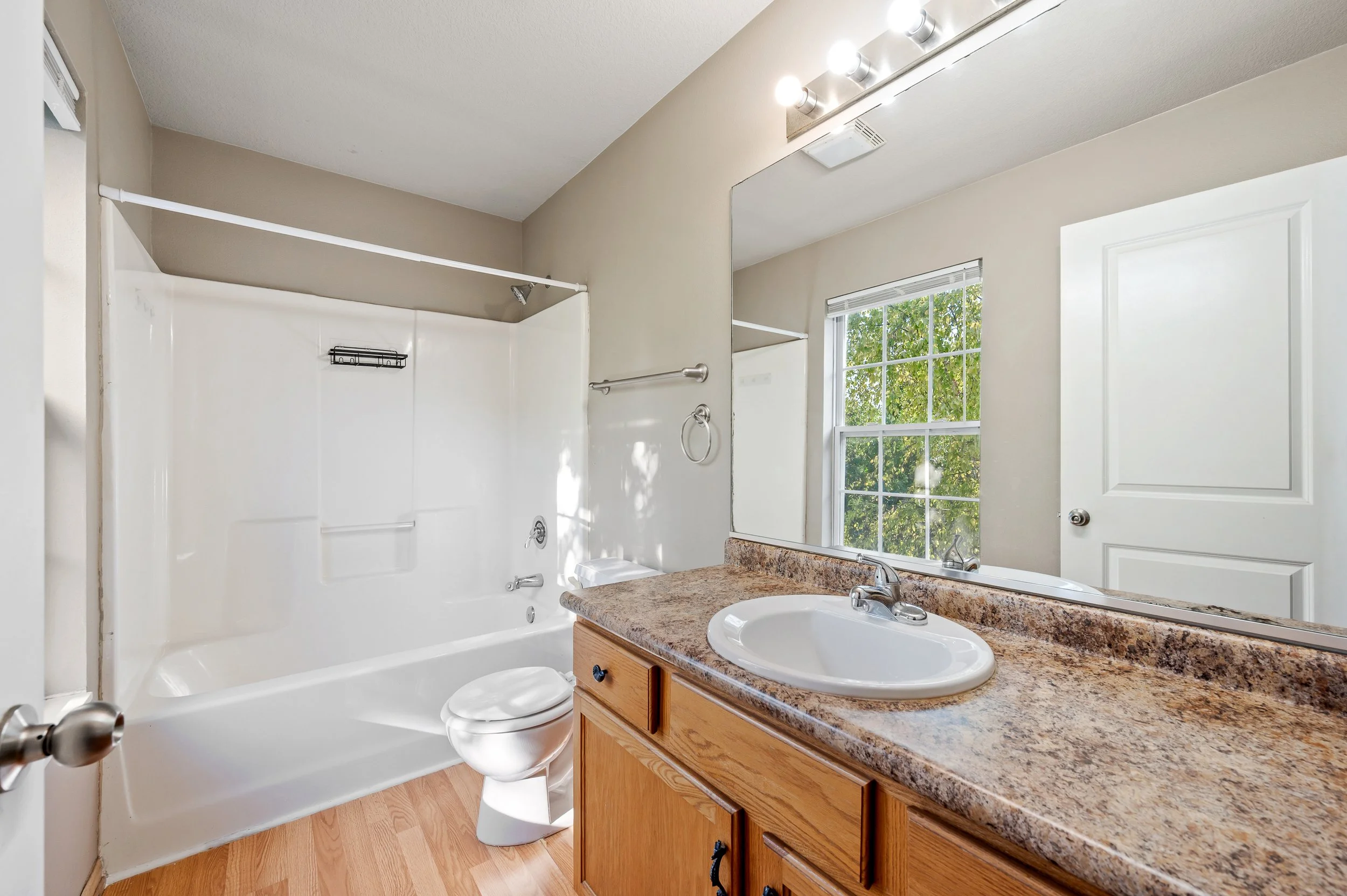 Fieldstone Int - 19.jpg