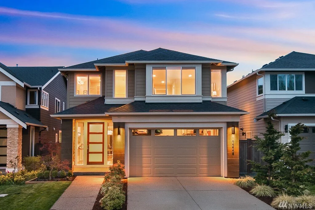 Bothell Exterior Home Cleaning Services — DAPrDAN