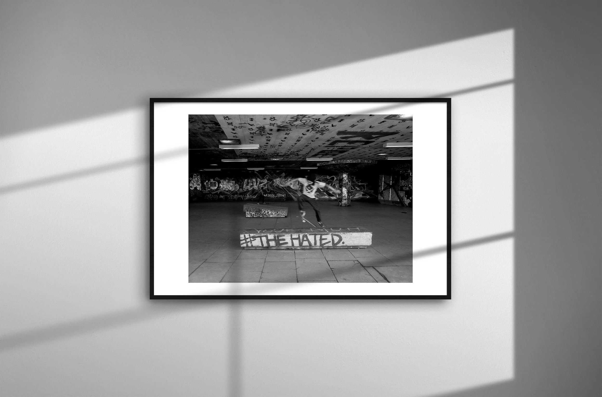 https://i.etsystatic.com/23759319/r/il/fb01df/5779086515/il_fullxfull.5779086515_inni.jpg