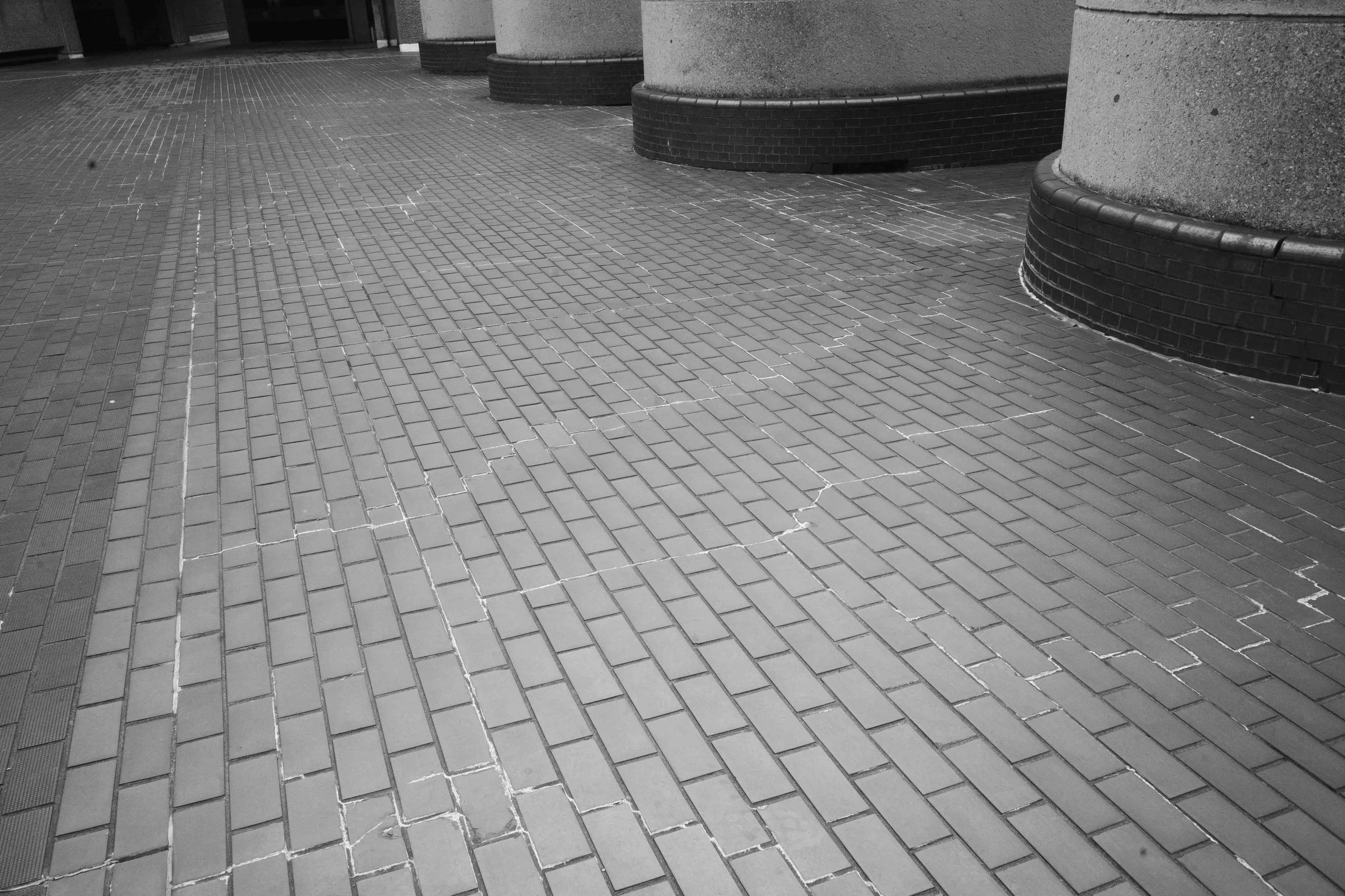 barbican estate_monochrome_frommylensphoto-12.jpg