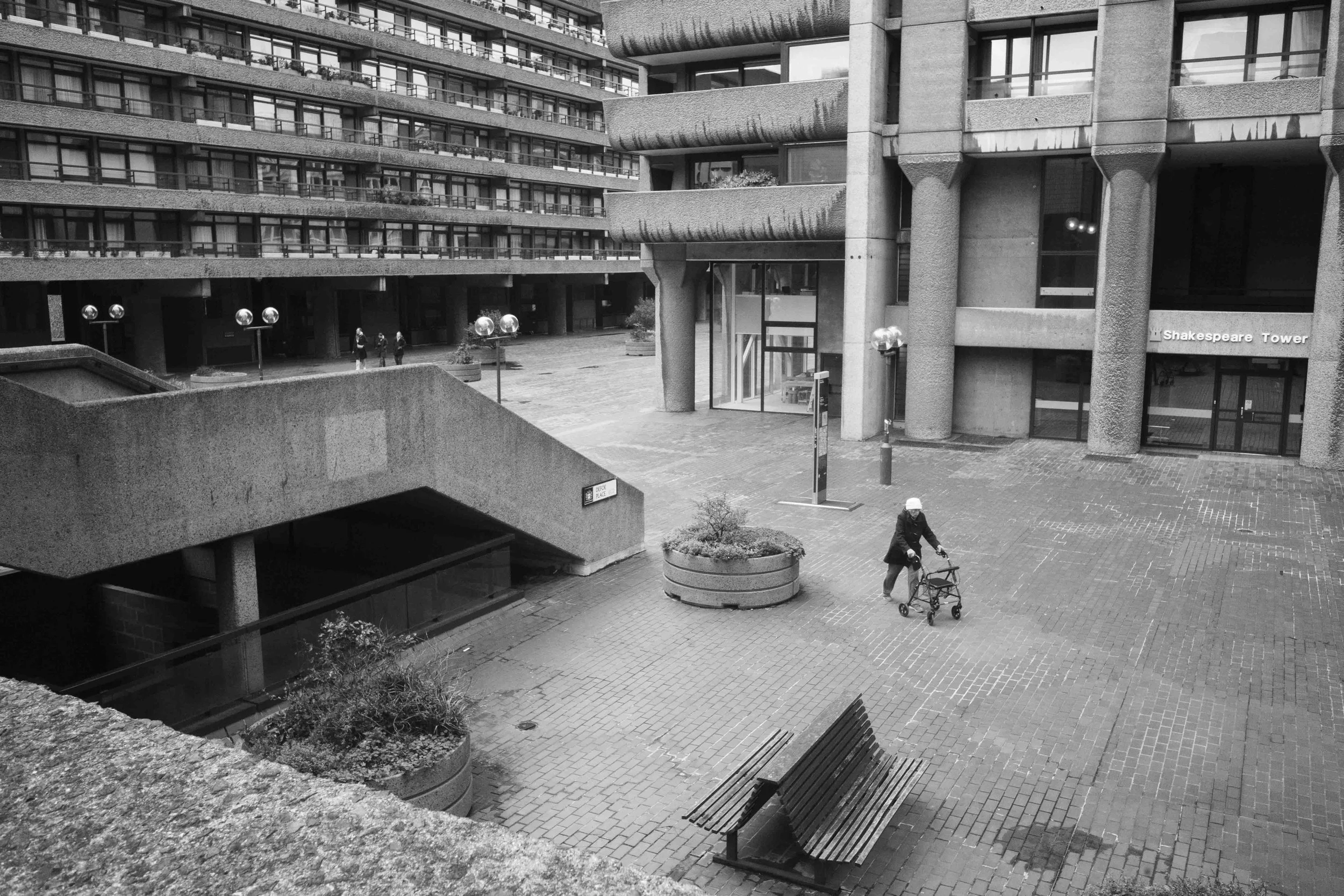 barbican estate_monochrome_frommylensphoto-14.jpg