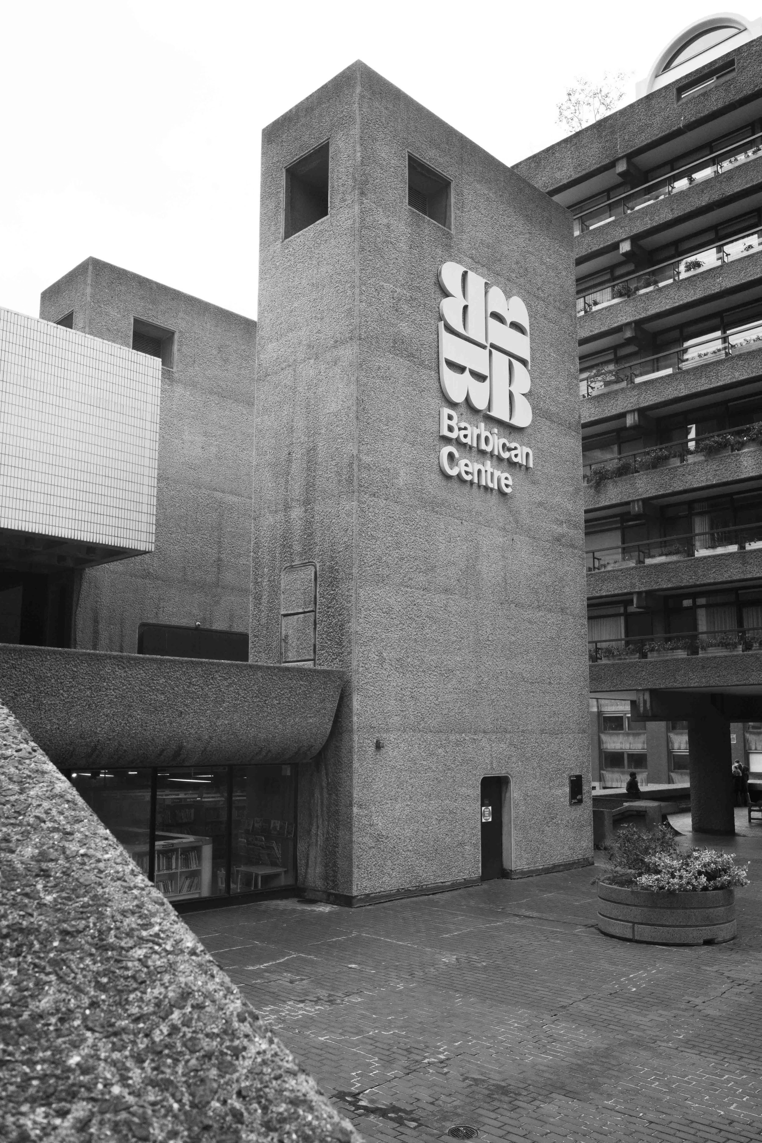 barbican estate_monochrome_frommylensphoto-15.jpg