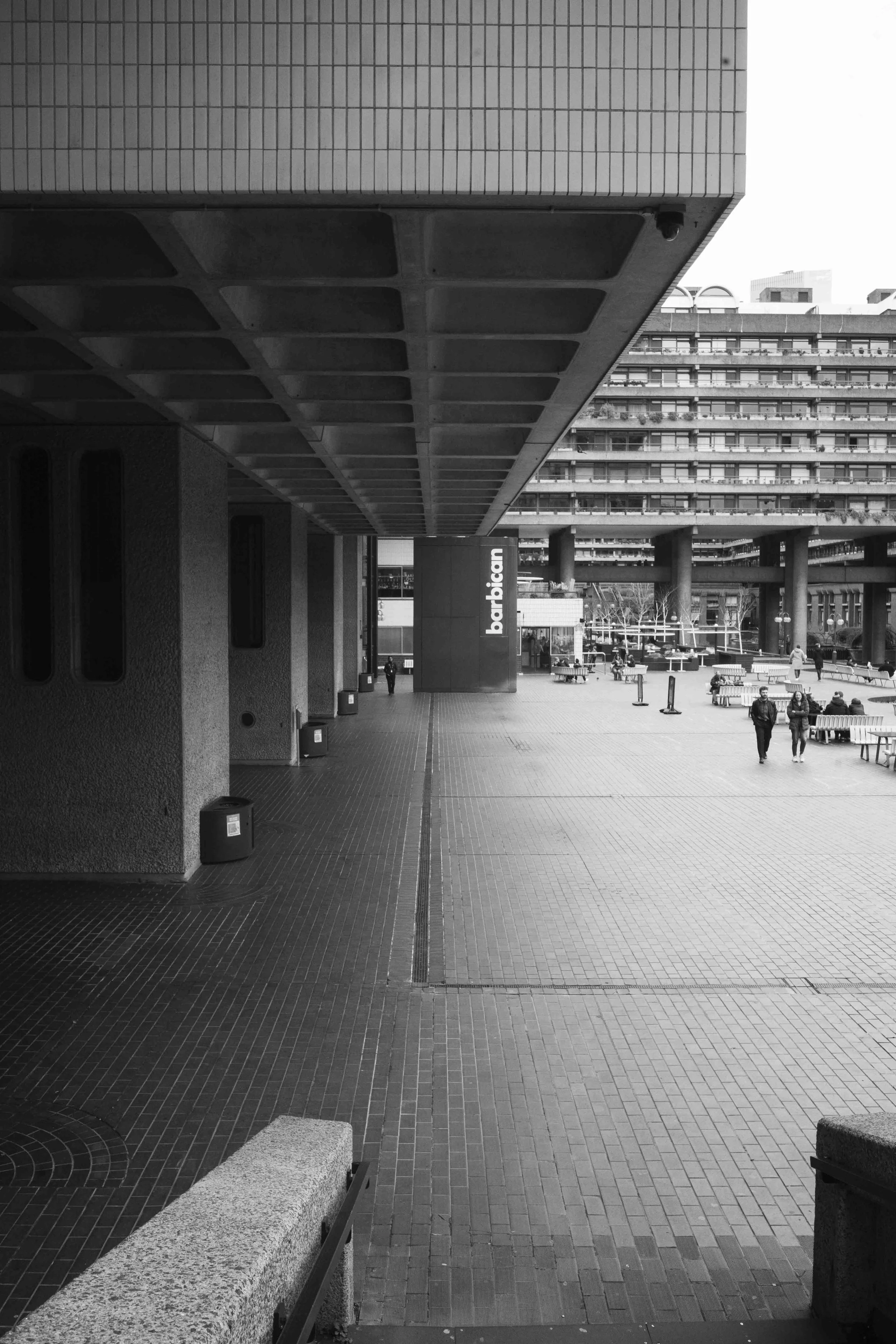 barbican estate_monochrome_frommylensphoto-22 copy.jpg