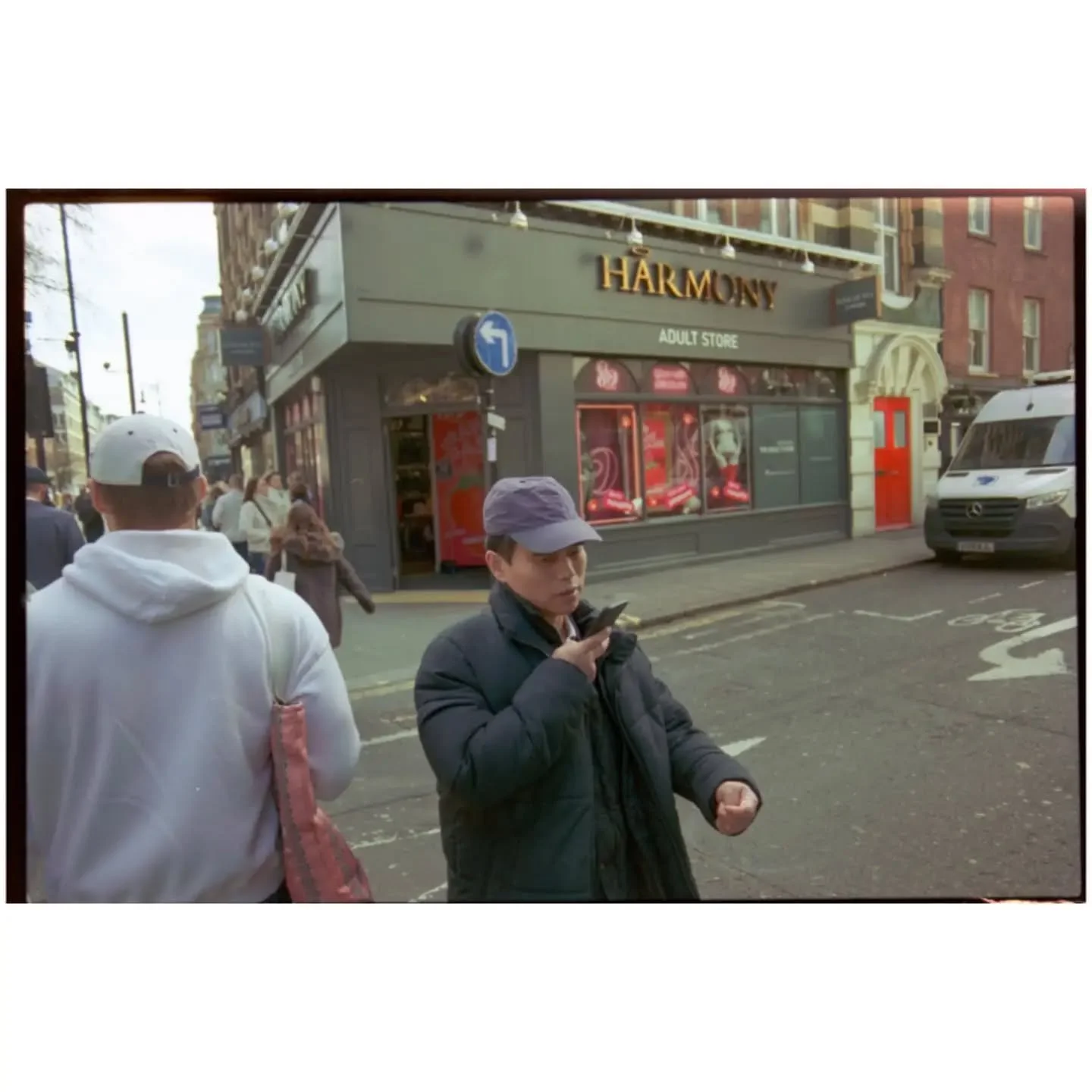 Smartphones

London, April 2026

SWIPE ⬅️

#kodakvision250dAHU #nikonf80