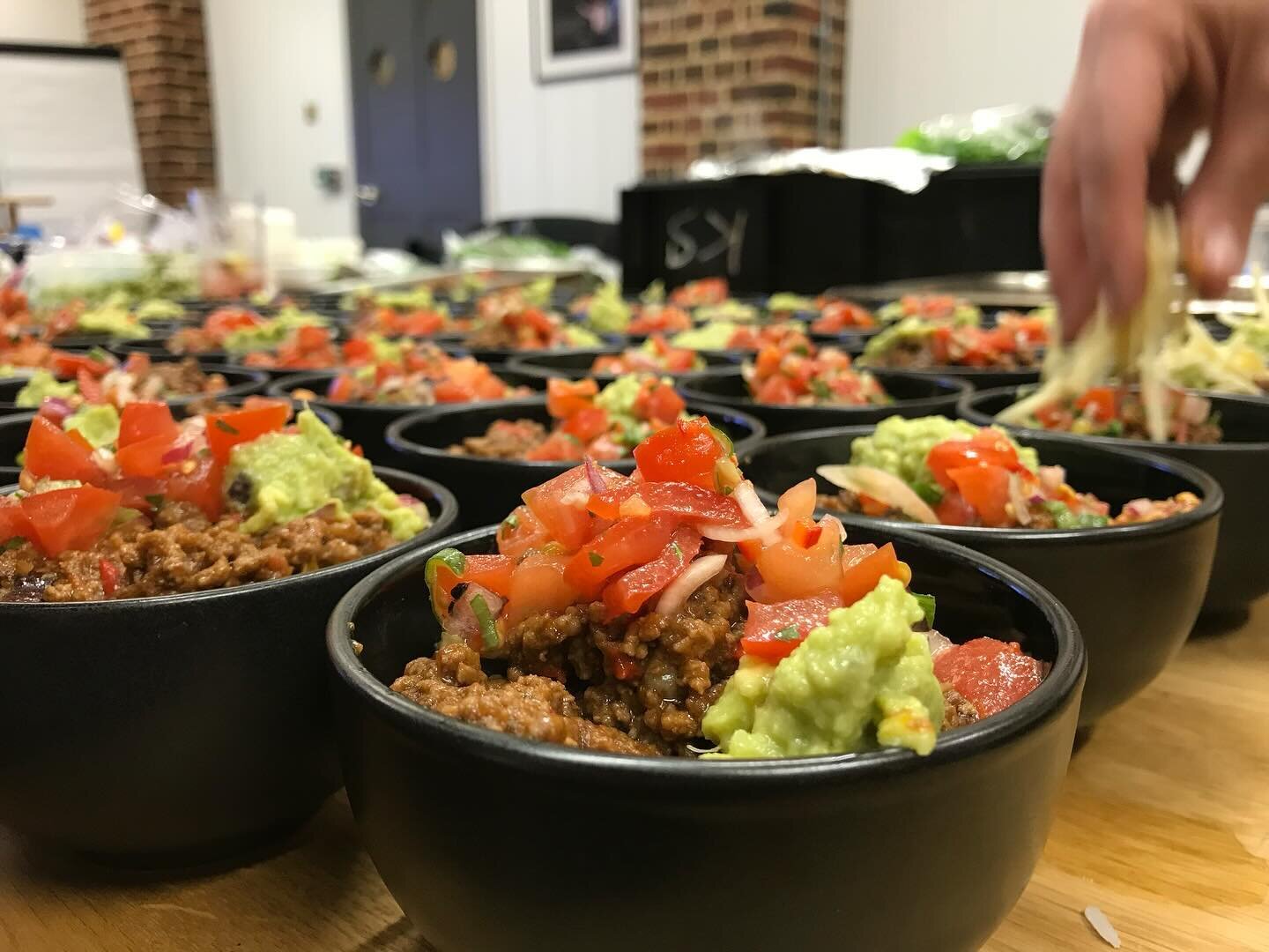 It&rsquo;s the perfect day for a hot bowl of chilli, nachos and rice for lunch in the office !