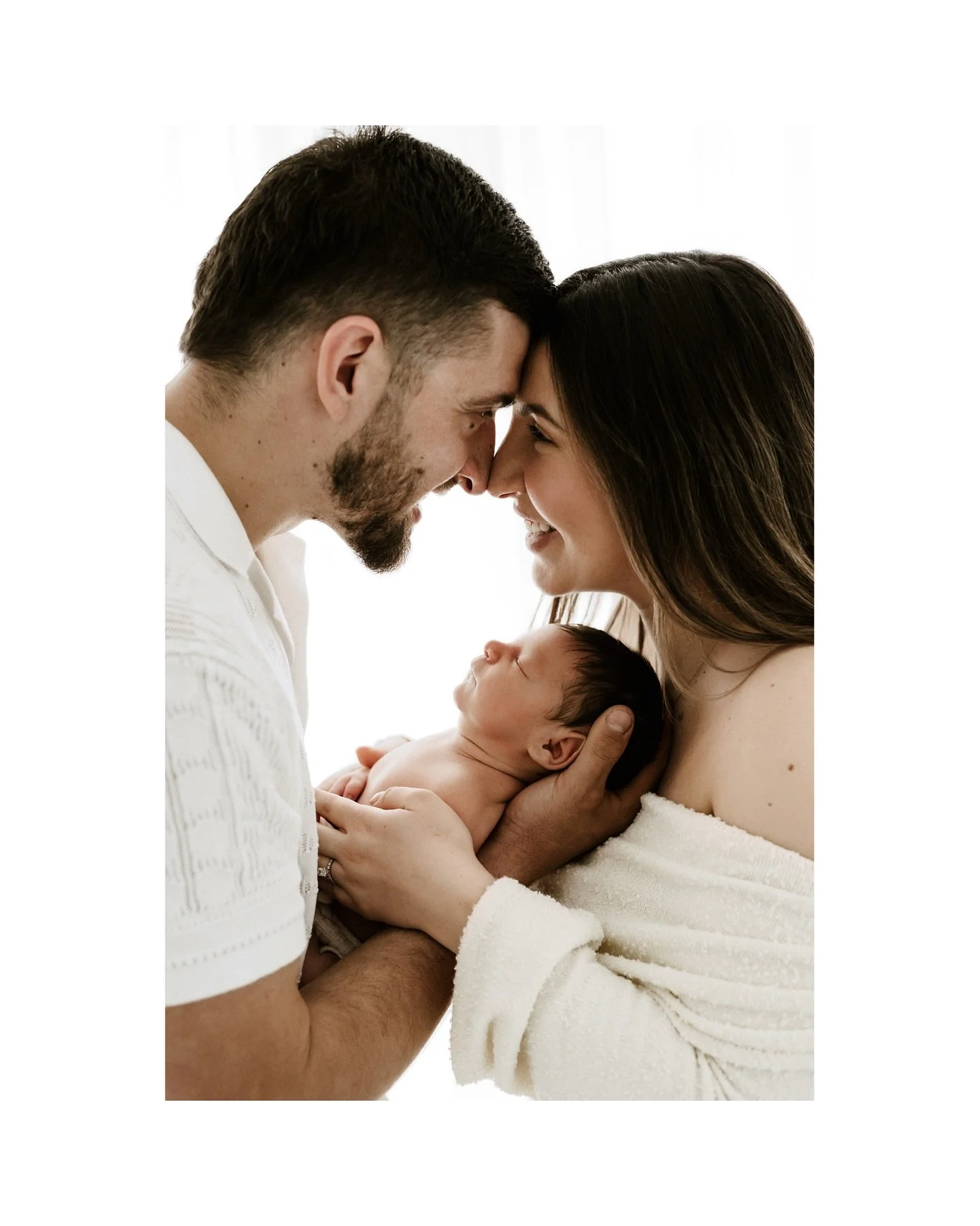 Welcome to the world sweet Xavier ♡

Melbourne | Newborn Photographer 

#susannelilleyphotography #melbournenewbornphotographer #newbornphotographermelbourne #newbornphotographer #melbournenewborn #melbournebabyphotographer #newbornphotography