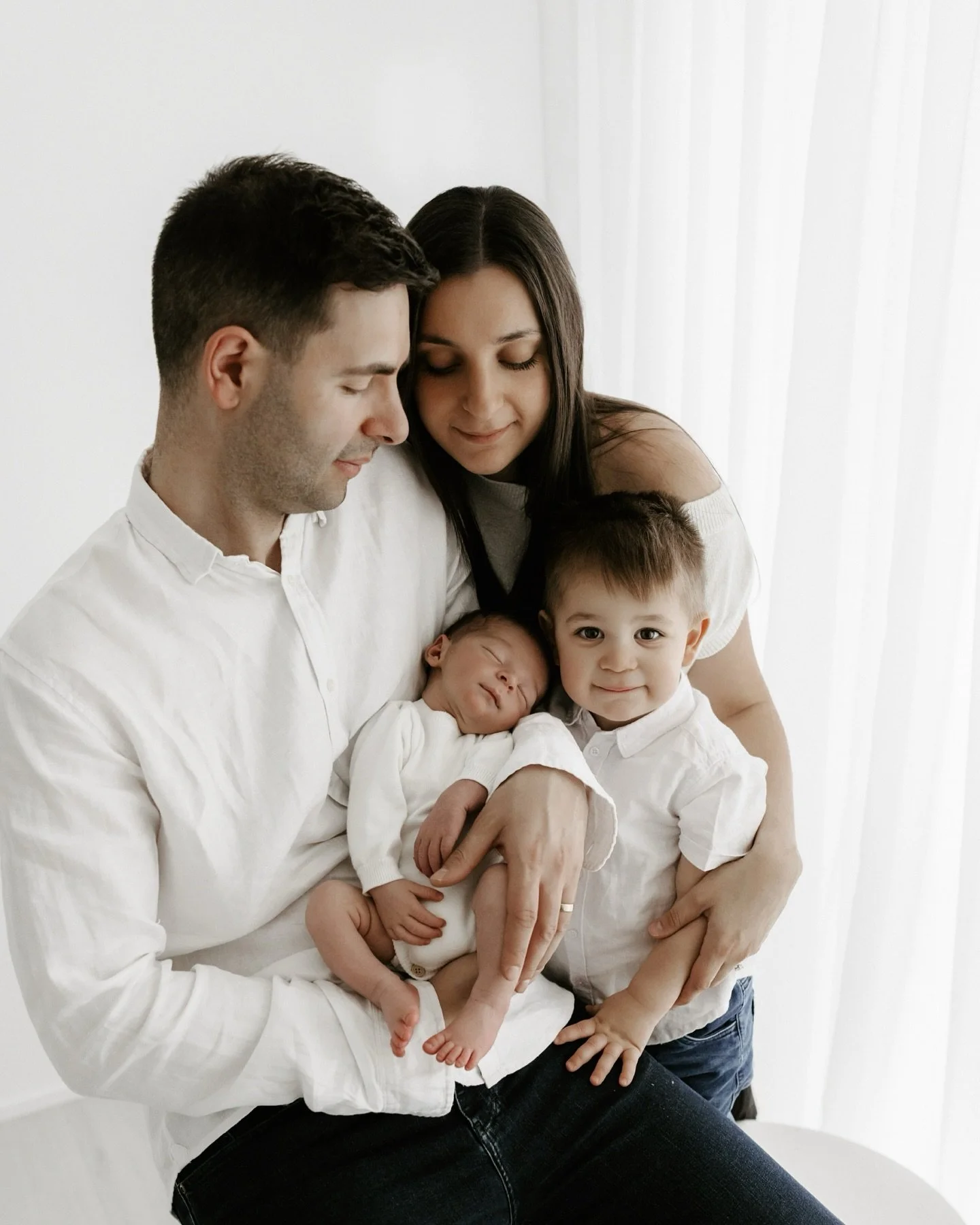 And then there were four! Welcome to the world gorgeous Alessio ♡︎

Melbourne Newborn Photographer

#melbournenewbornphotographer #parenthoodmoments #motherhoodunplugged #newbornphotographer #melbournenewborn #melbournemumsandbubs #melbournebaby #mel