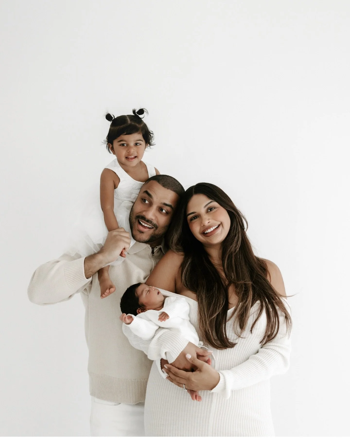 The sweetest moments with their beautiful new baby girl, Eva ♡︎

Melbourne Newborn Photographer

#melbournenewbornphotographer #parenthoodmoments #motherhoodunplugged #newbornphotographer #melbournenewborn #melbournemumsandbubs #melbournebaby #melbou